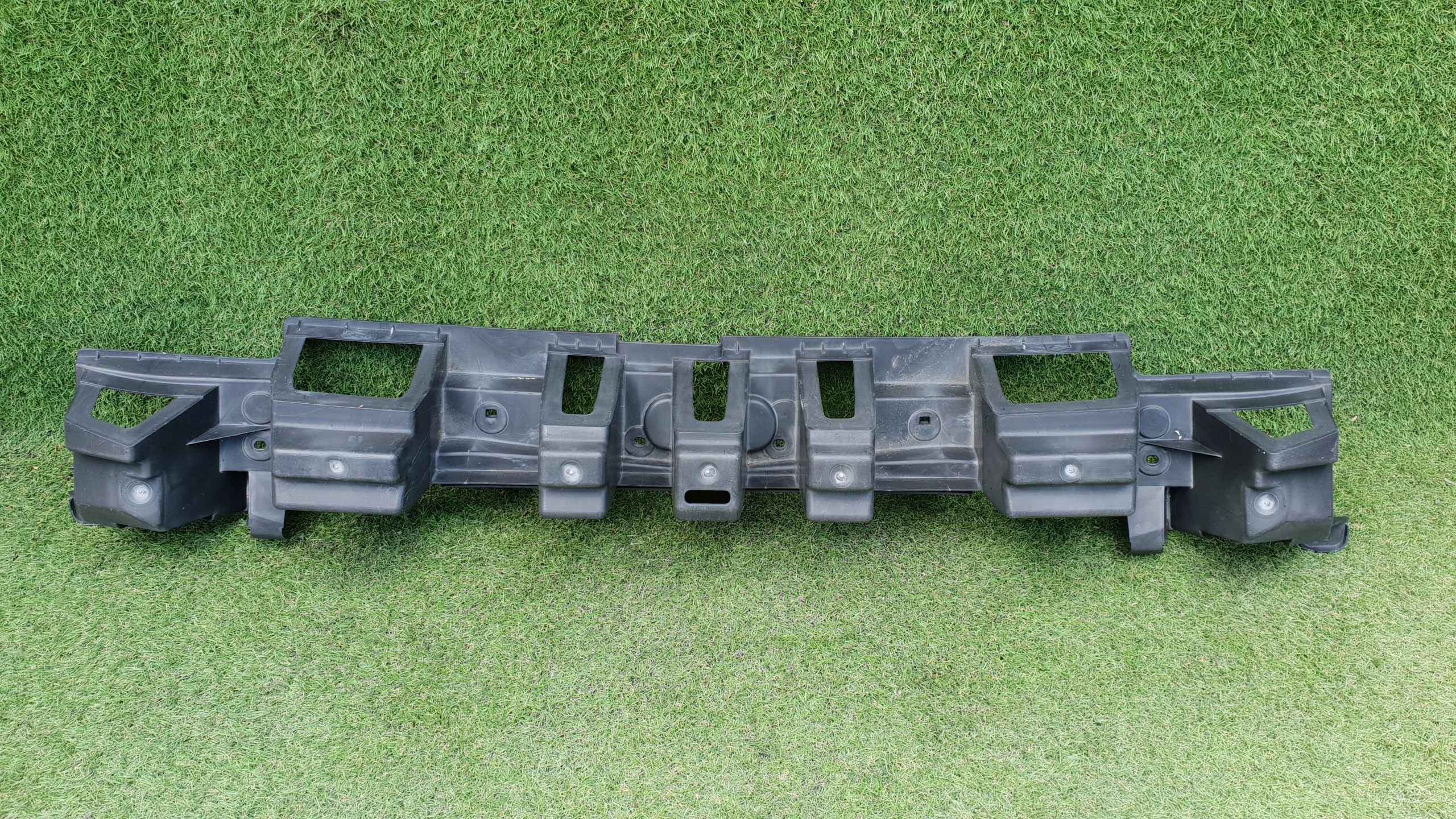 Амортизатор заднего бампера Peugeot 407