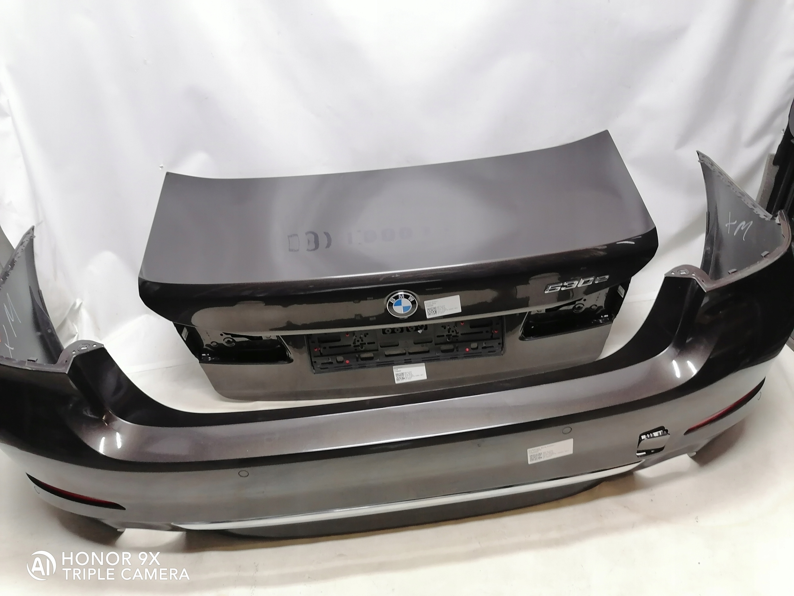 KLAPA ZDERZAK TYŁ BMW SERI 5 G30. B65 Typ samochodu Samochody osobowe