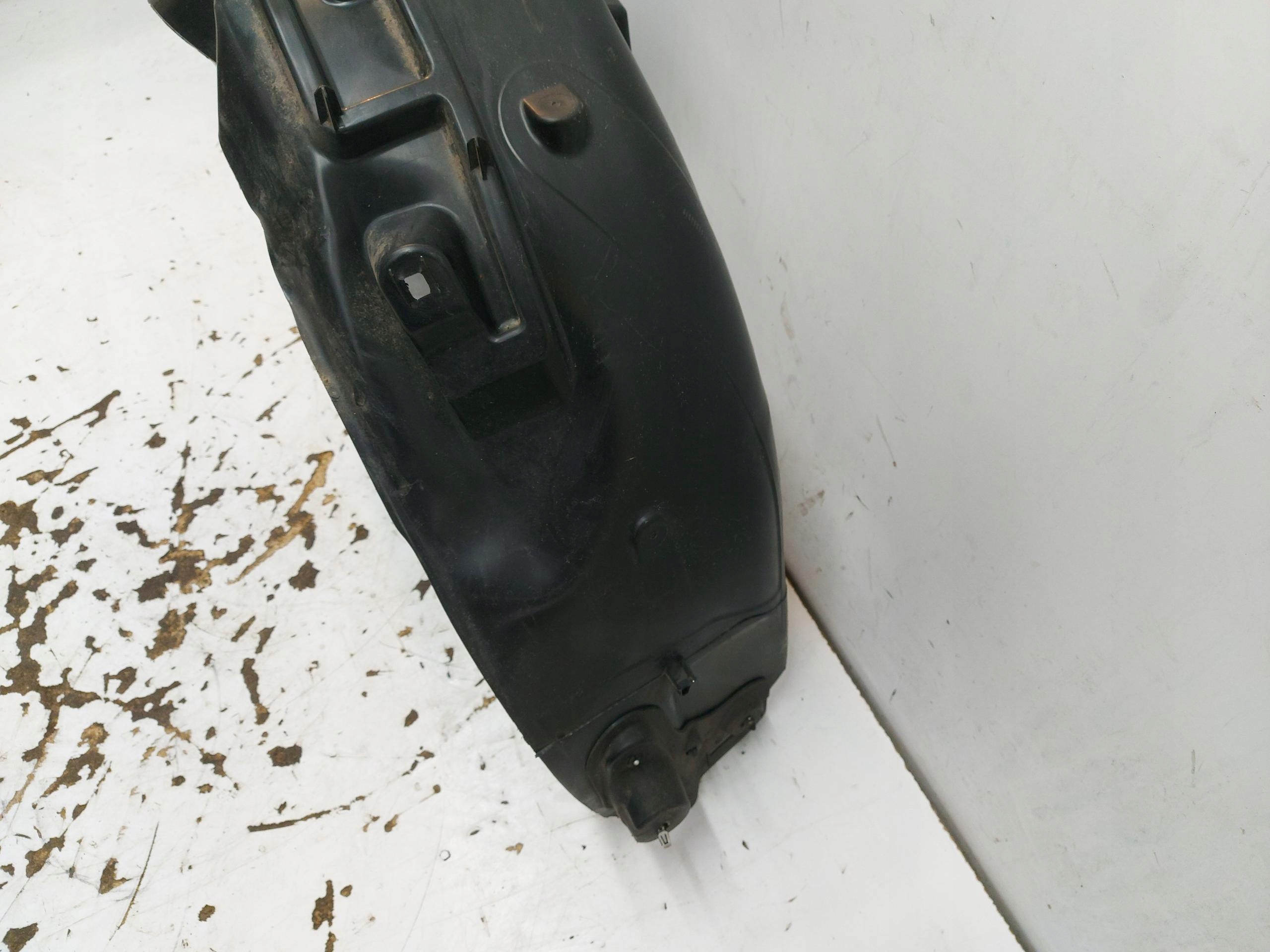 Peugeot 408 GT P54 mudguard right rear part rear.
