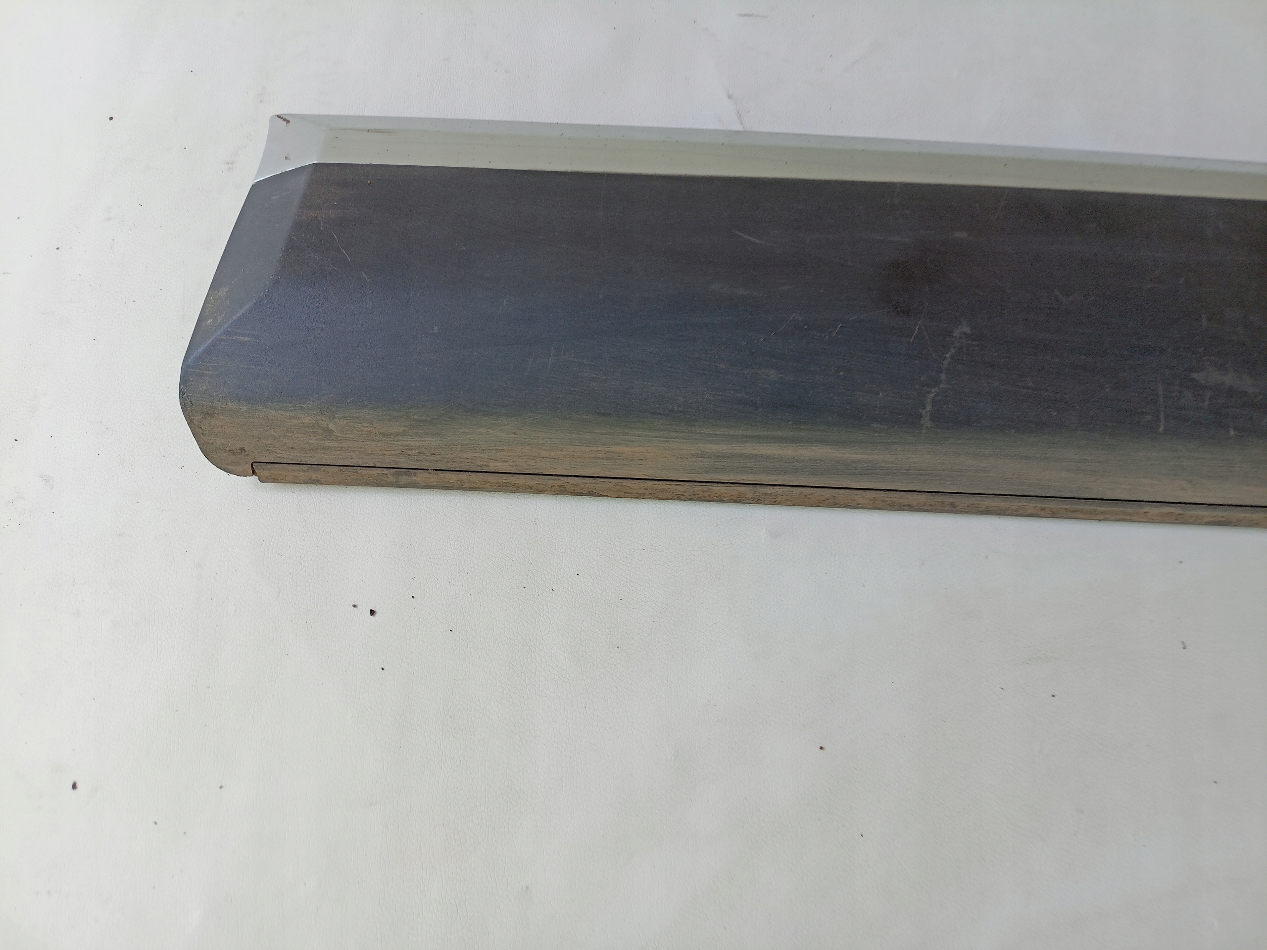 moulding door rear left Peugeot 2008 II