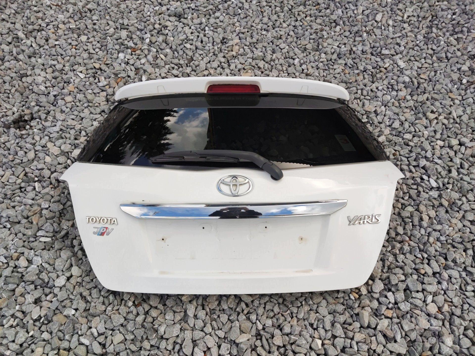 boot door rear cover boot window TOYOTA YARIS III 2011-2017