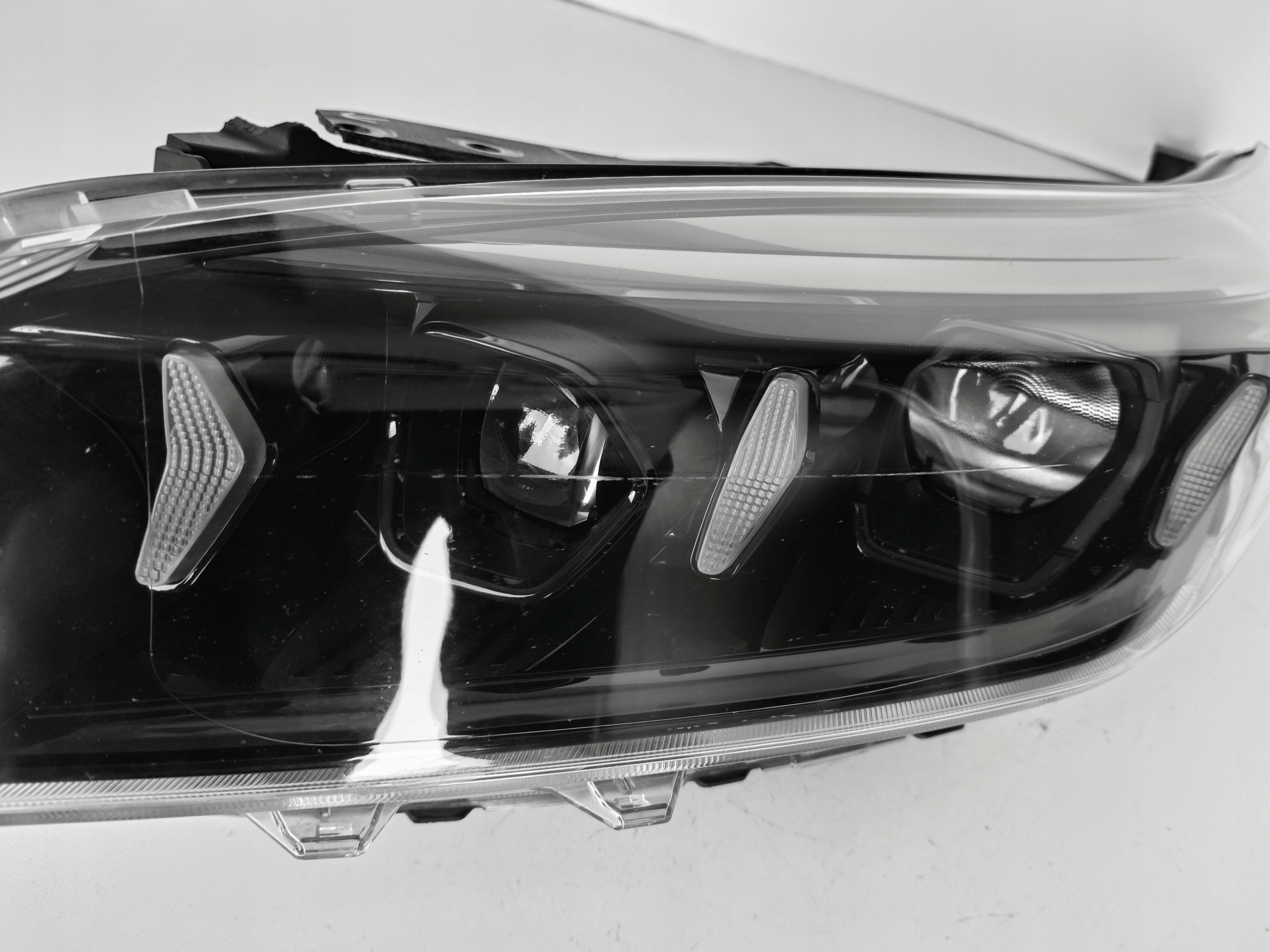 light left REFLEKTOR KIA X-CEED XCEED LIFT FULL LED