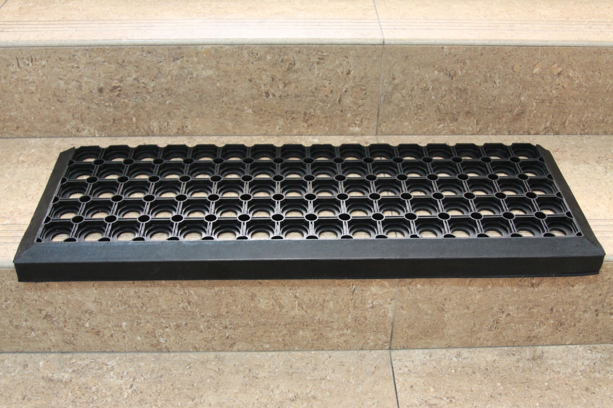 Nakładki stopki gumowe na schody stopnie zewnętrzne rant MOCNE