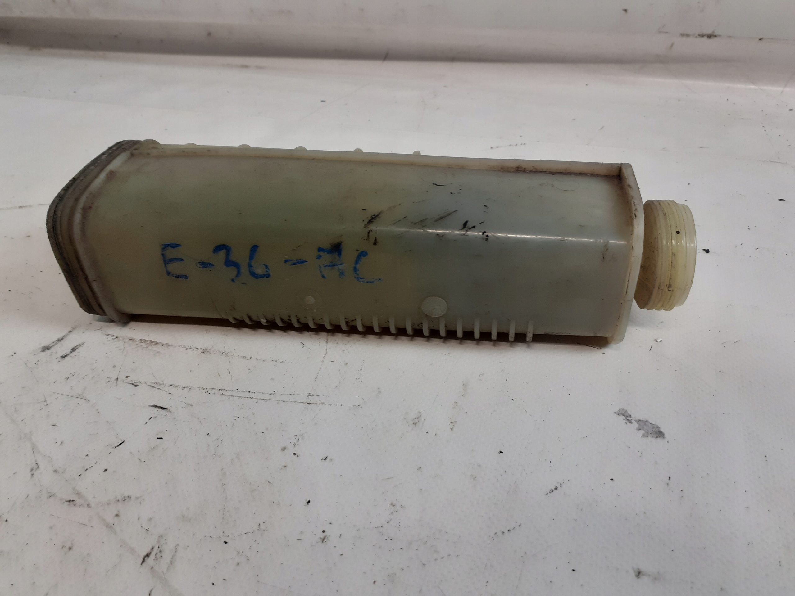 VASCHETTA Serbatoio acqua LIQUIDO BMW E36 1.6 B