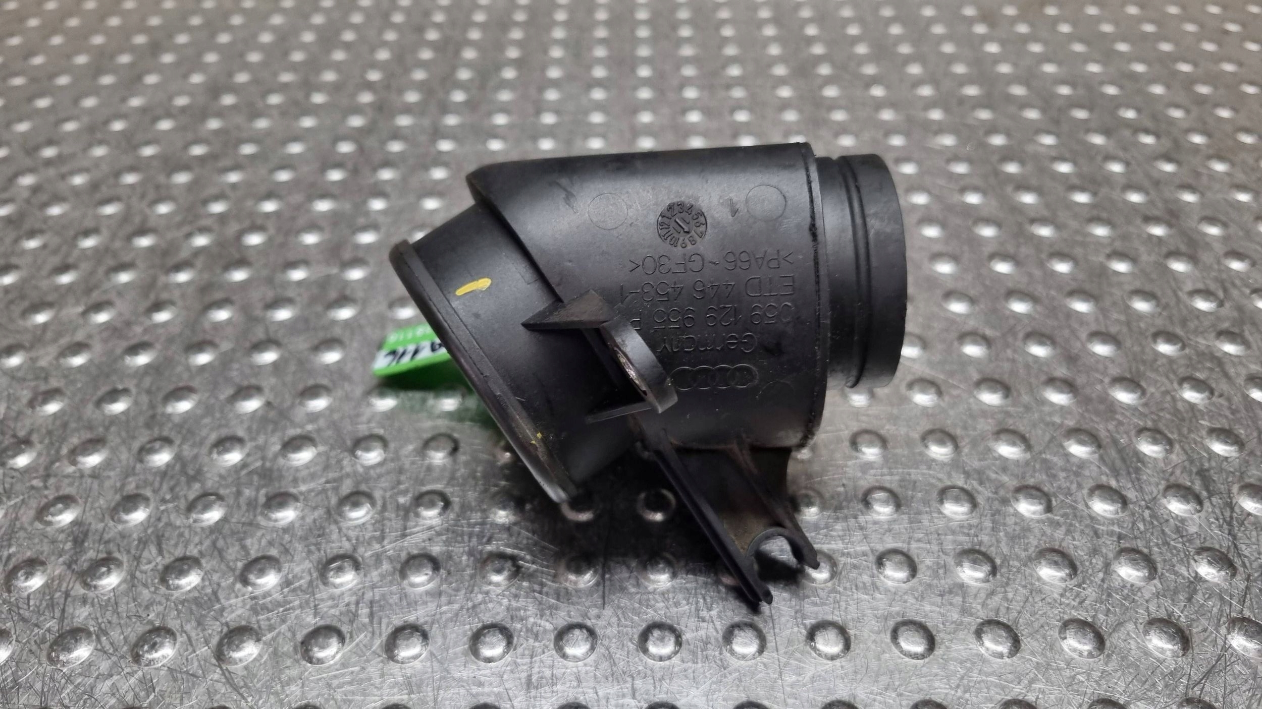 Bride Coudé Turbines 059129955P AUDI A6 C7 A7 C7 Q7 A8 D4 Q5 8R 3.0 TDI