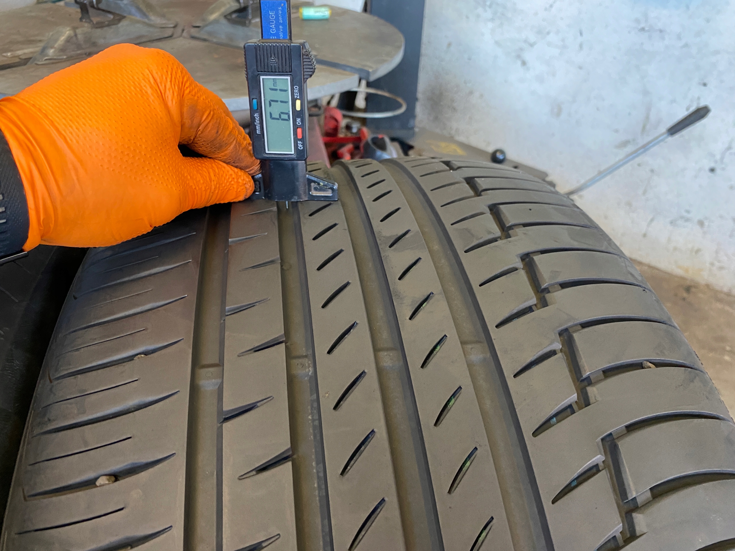 2 tyres summer 315/35R21 Continental PremiumContact 6 run flat