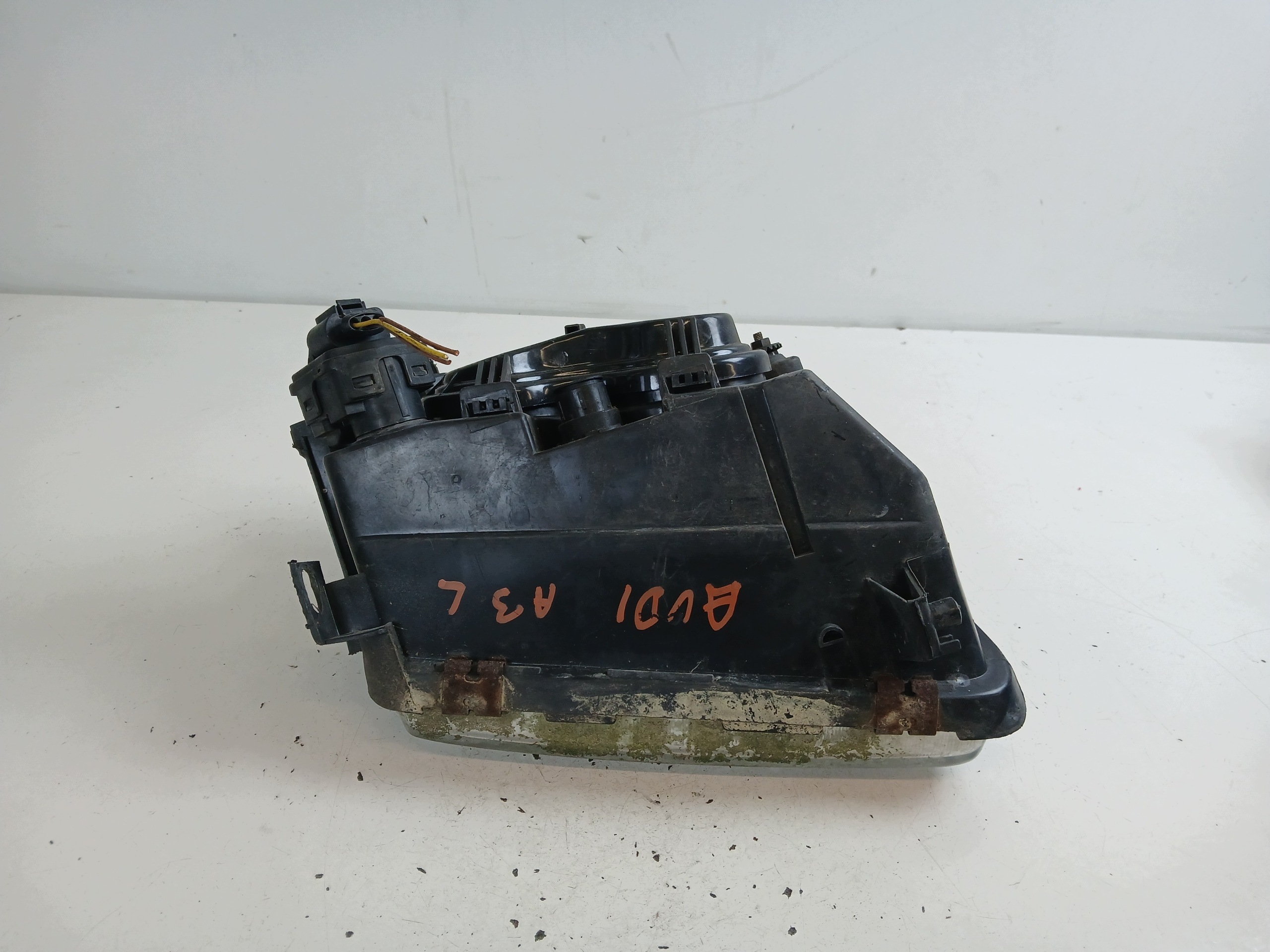 AUDI A3 8L Licht links vorne