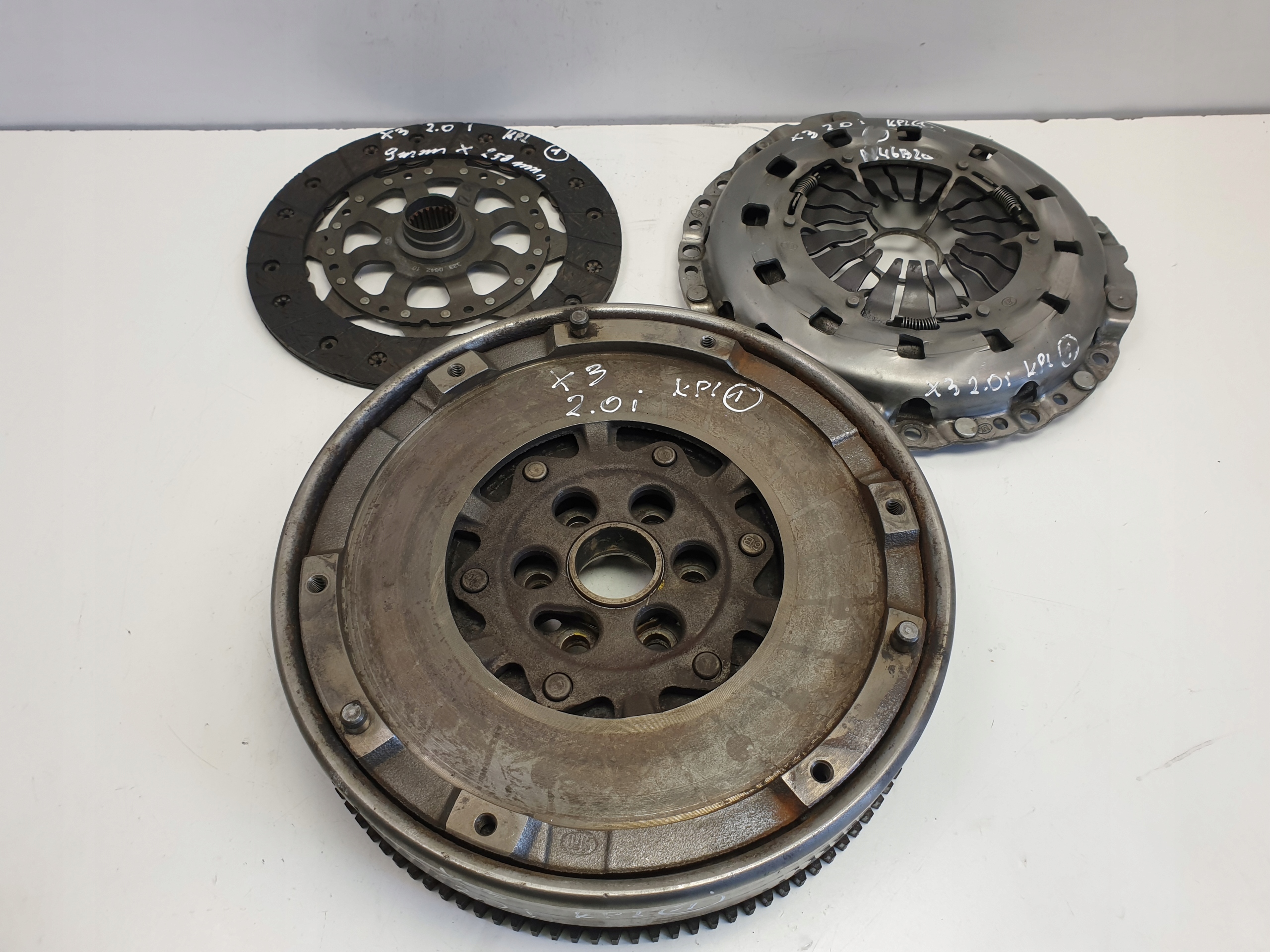 BMW X3 2.0 и комплект сцепления в сборе