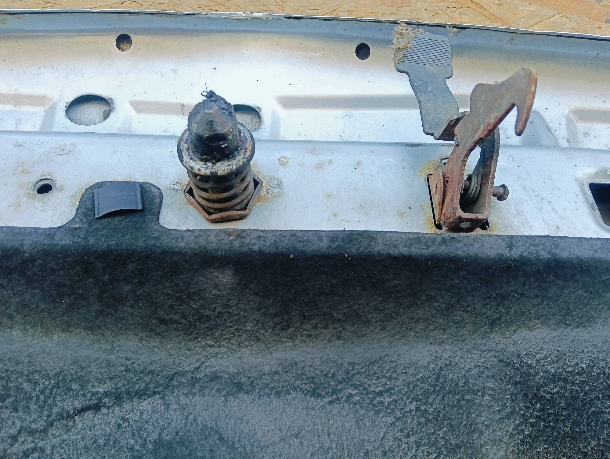 capot Opel Astra H 1.9 CDTI Z157