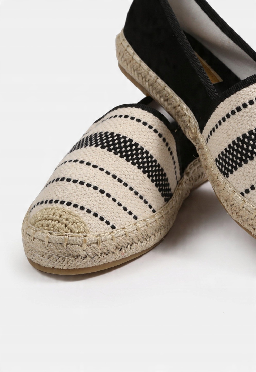 

Ideal Shoes_espadryle Kontrastowe SBF1612774