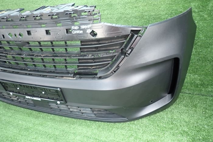 VW T7 25- front bumper front