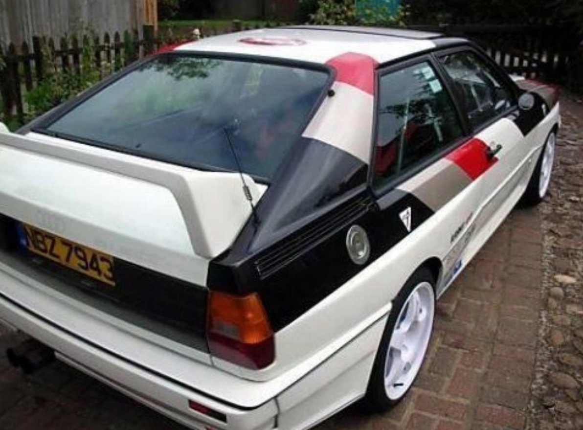 SPOILER TYLNY AUDI UR QUATTRO SPOILER NA KLAPE NOWY PODKŁAD