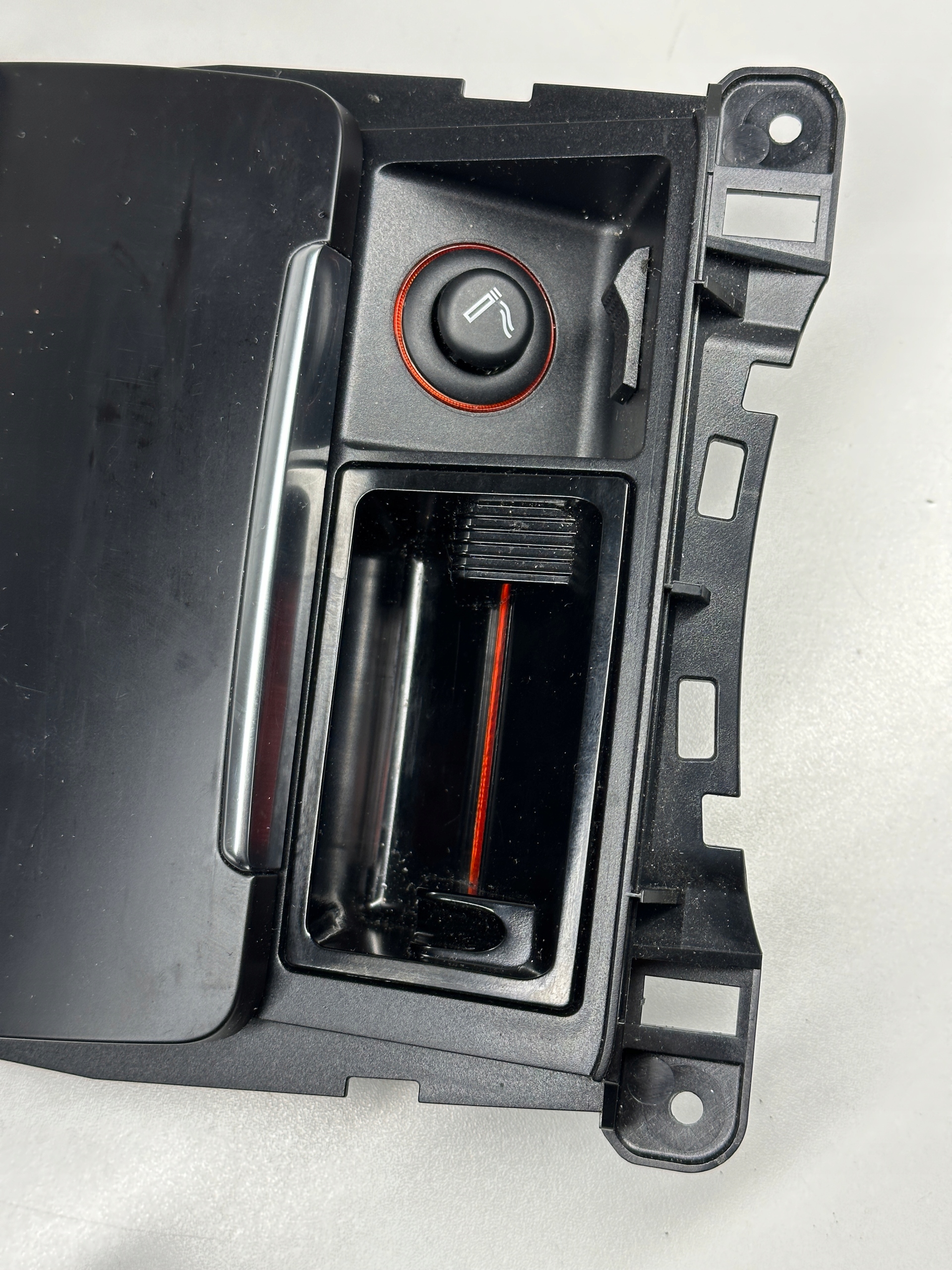AUDI A4 B8 A5 8T passenger compartment ashtray adapter 12V 8K0857951C