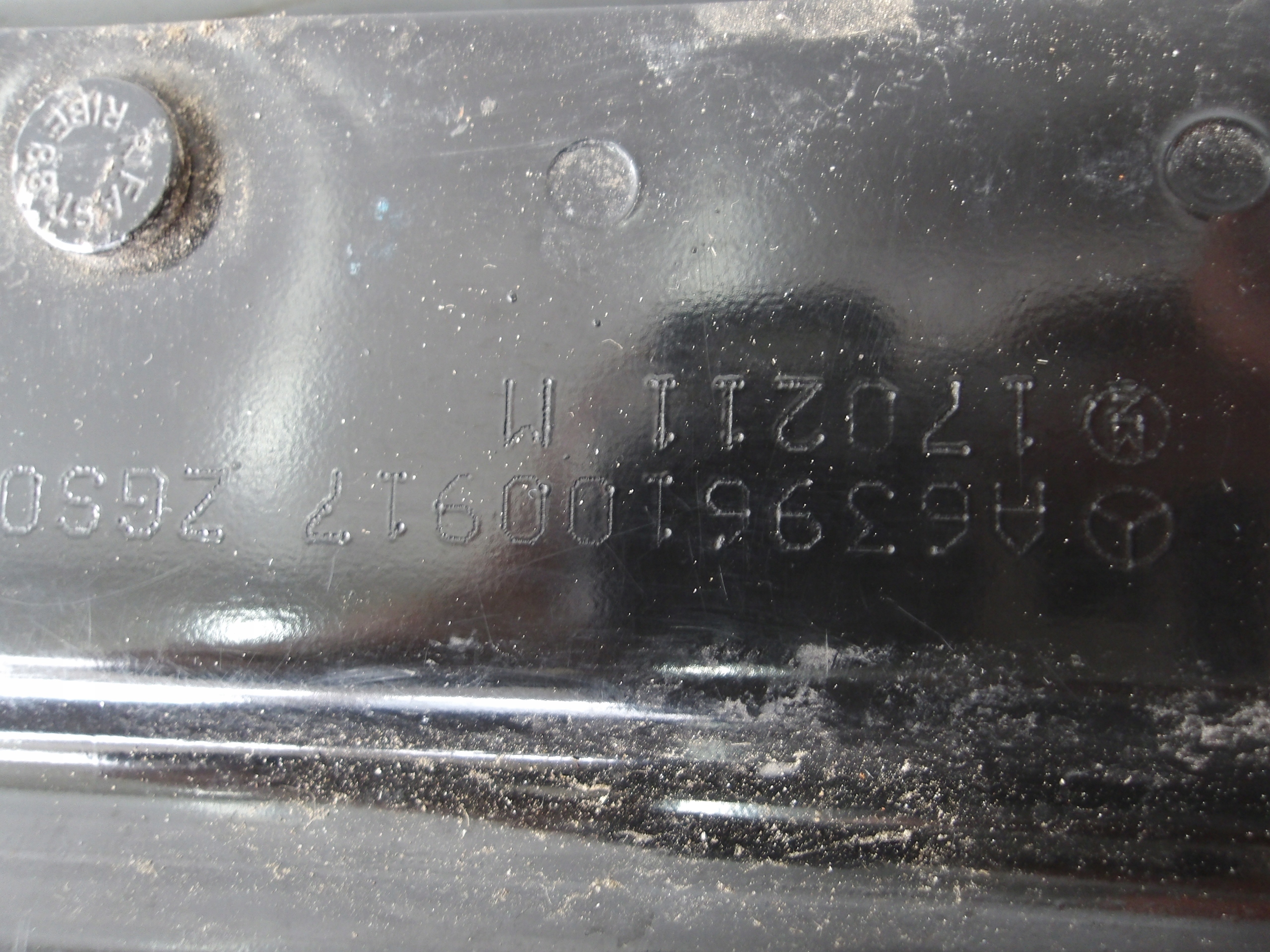 MERCEDES VITO W639 03- Console Sièges A6396100917