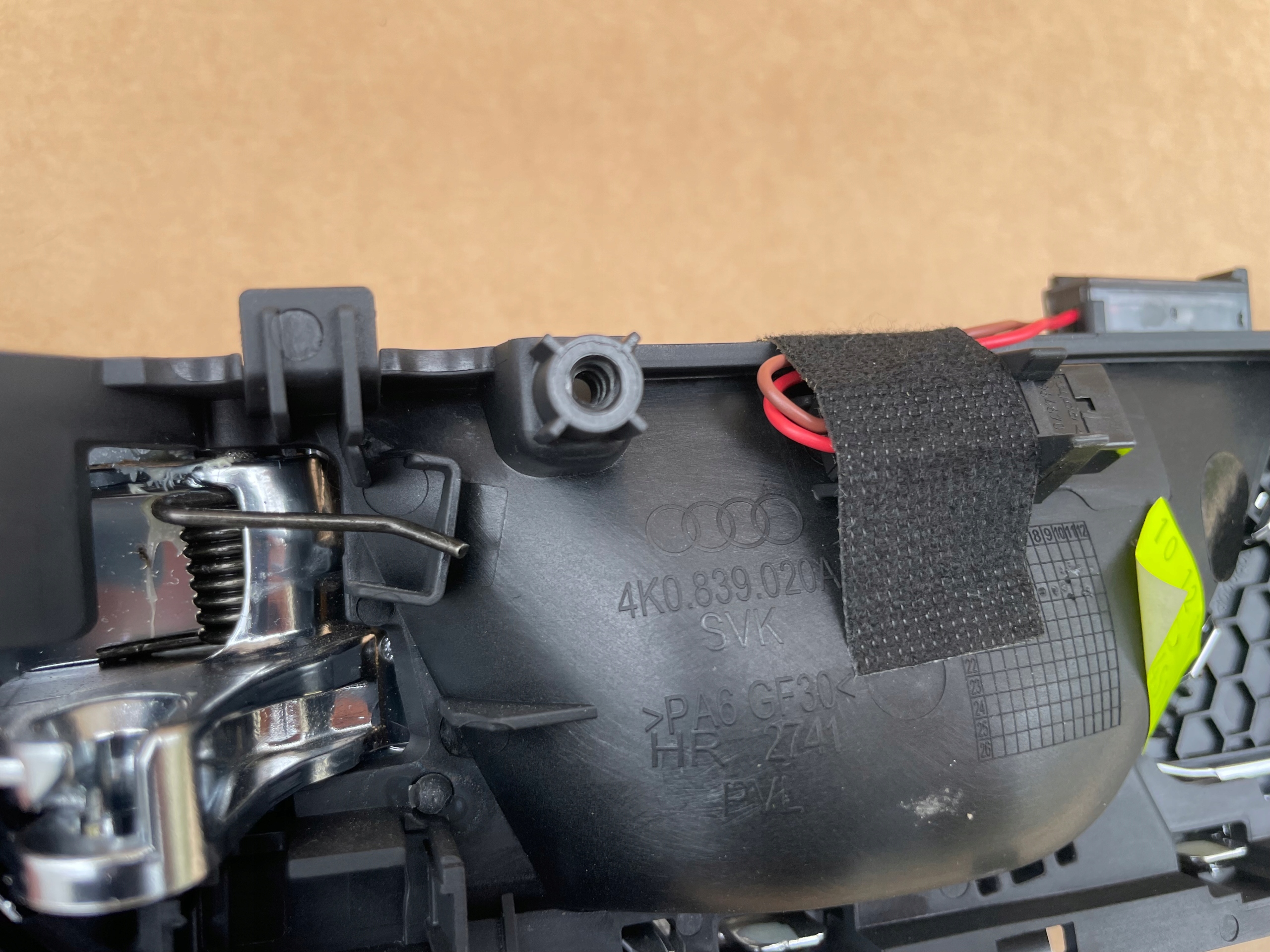 handle AUDI A6 C8 4K0839020A rear part right as new original