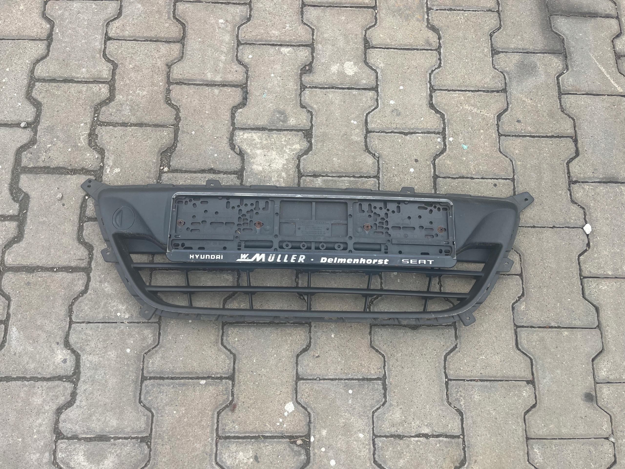 Hyundai I20 et Grille Pare choc Avant