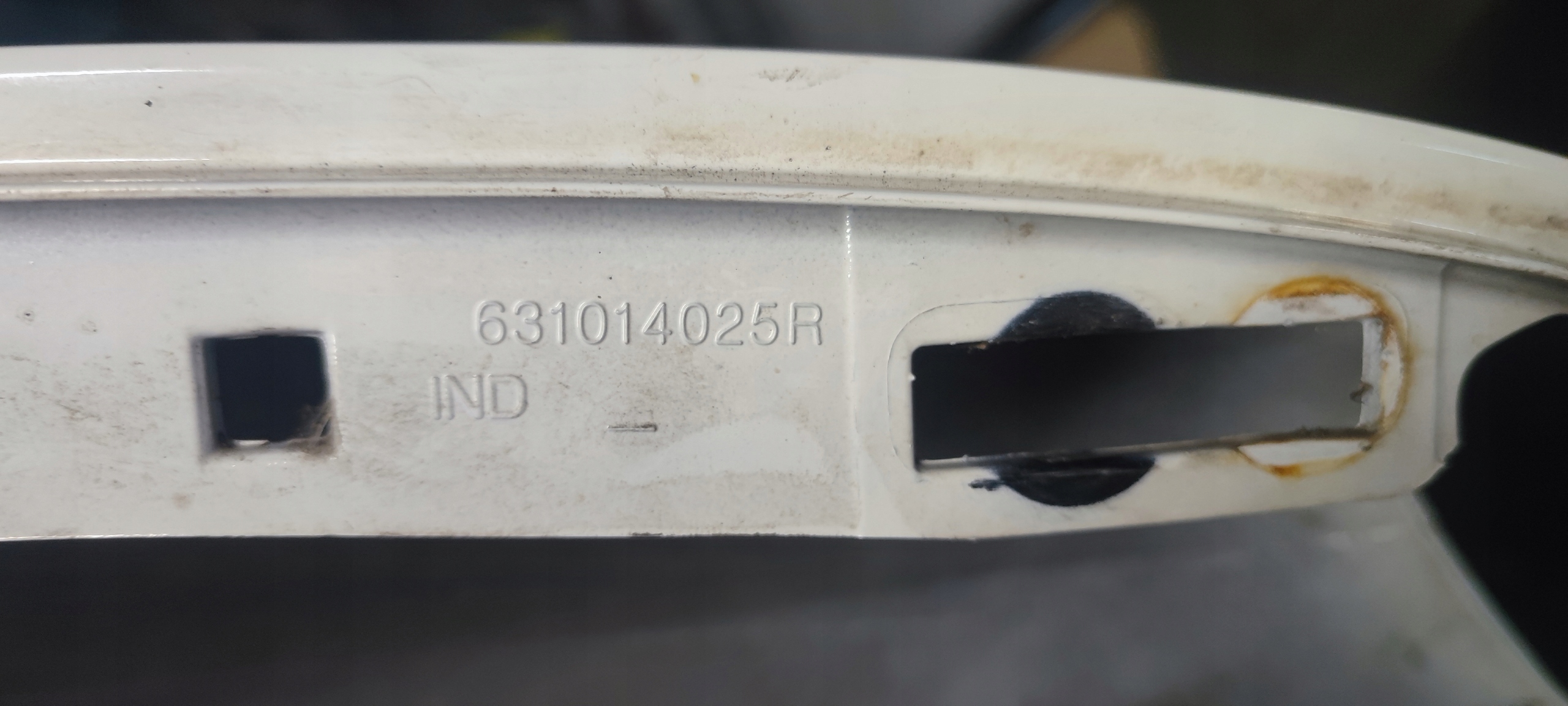 RENAULT TWINGO III 14-18r. fender front front left DVQNJ LADNY