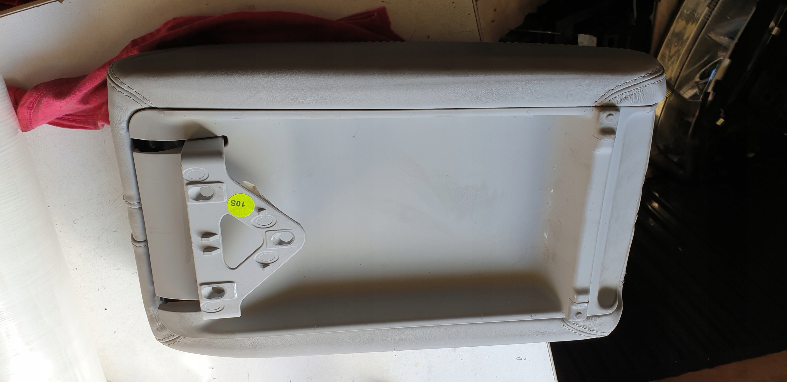 armrest TUNELU SRODKOWEGO AUDI A8 D3 grey leather OE EUROPA