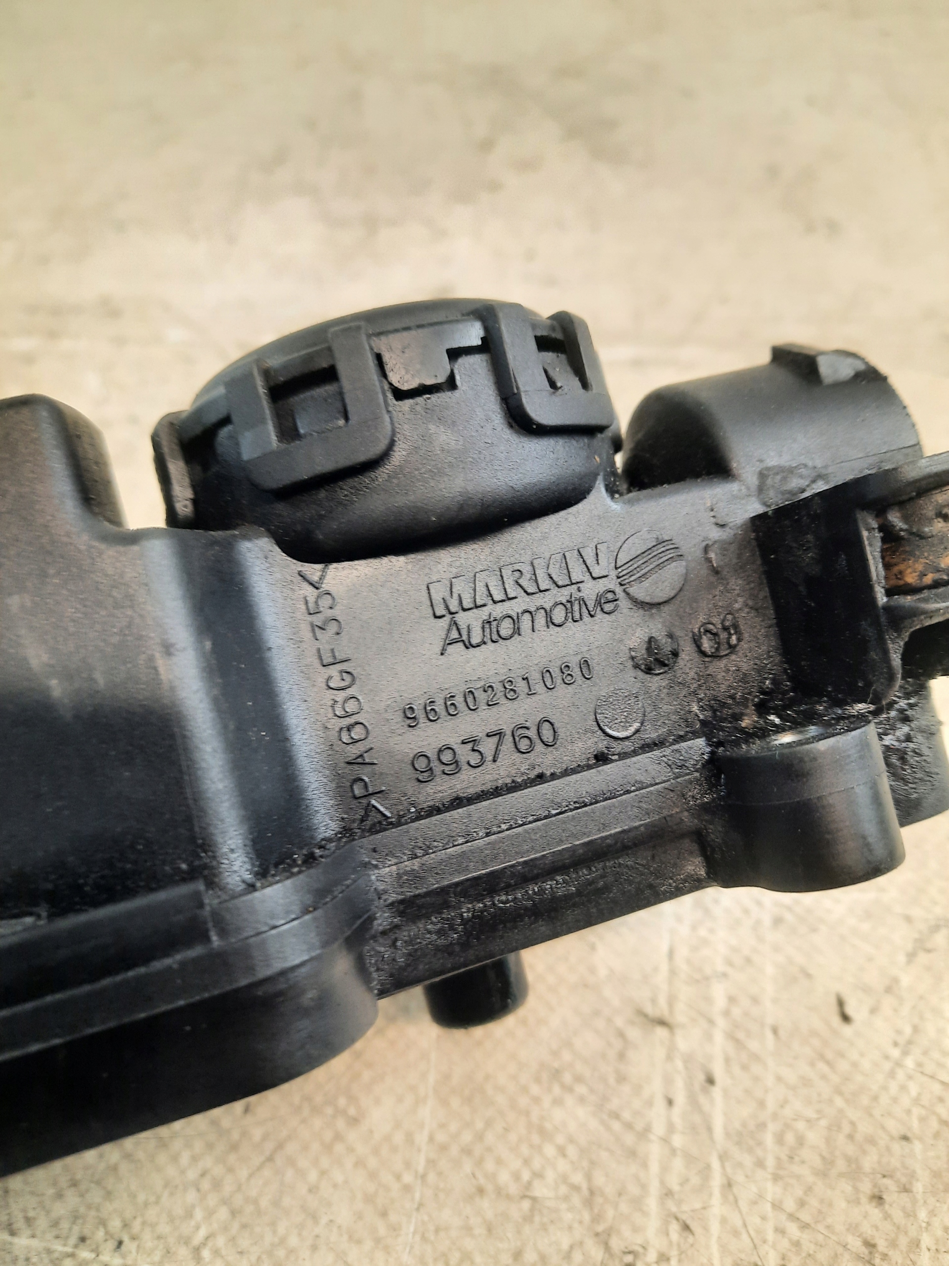 Ford OE 9660281080