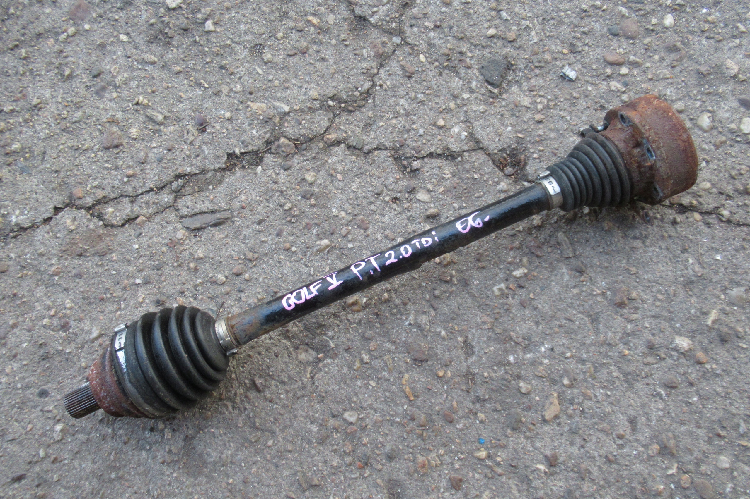 VW GOLF V 2.0 TDI semi-axis right rear part