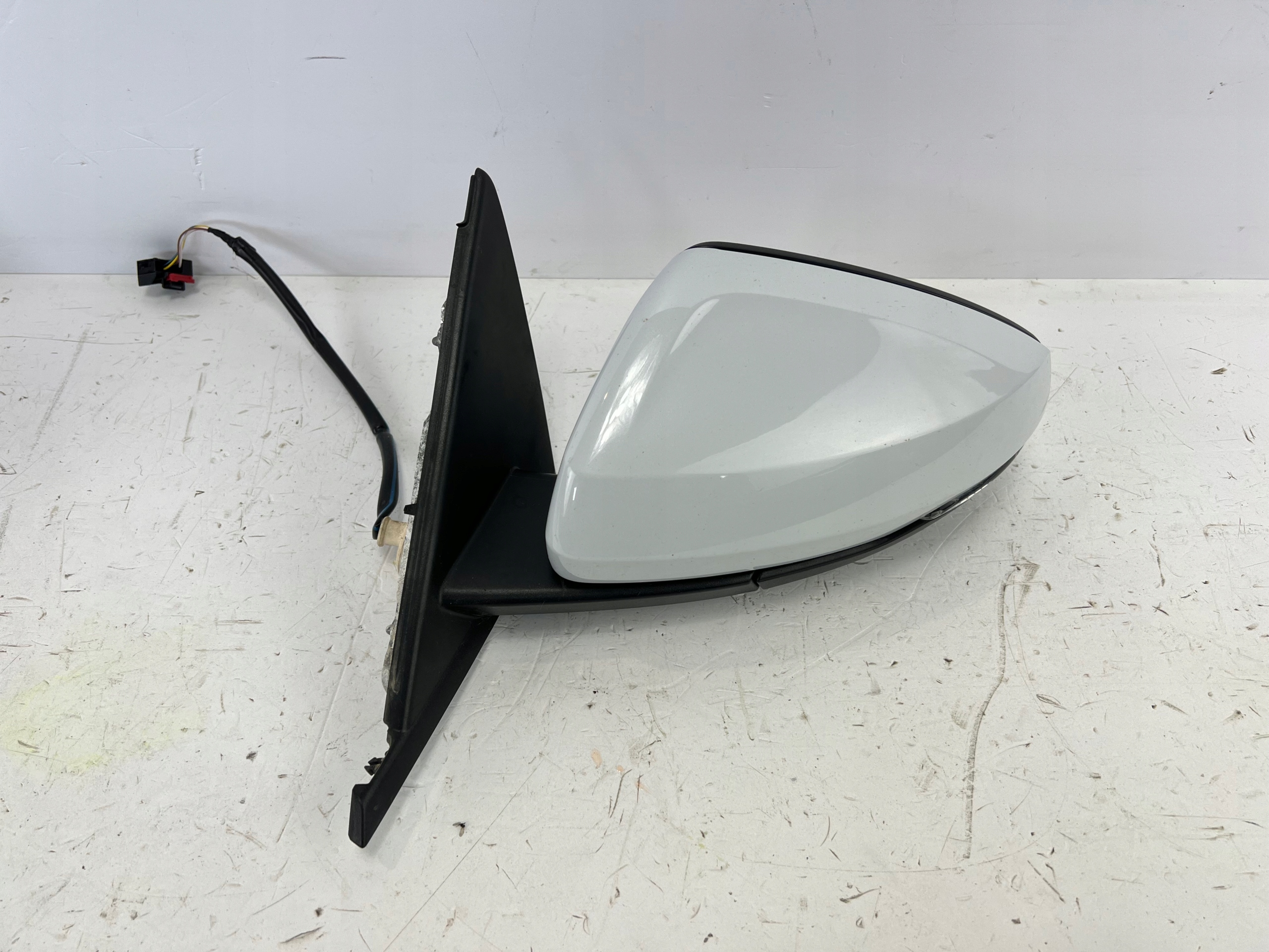 mirror left AUDI A1 82A 5PIN