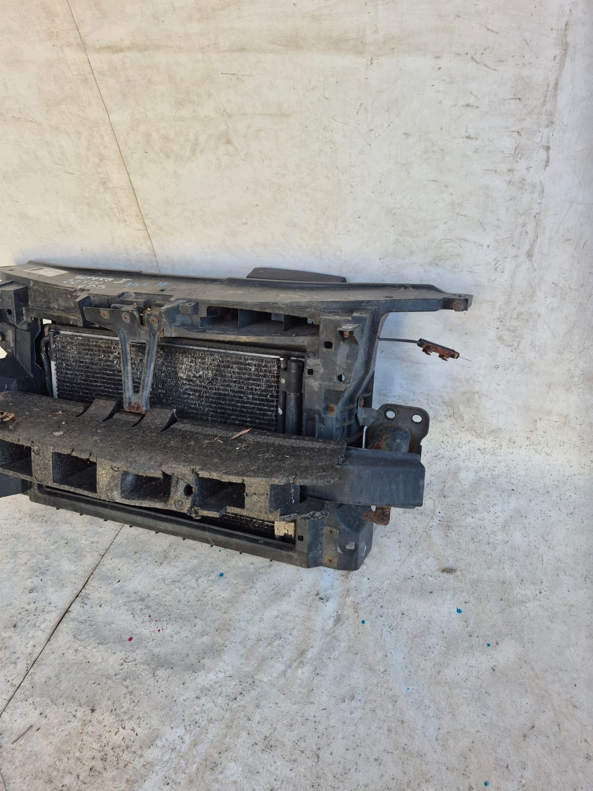 SKODA SUPERB II 3T0 2.0 TDI 08- support panel for radiators pillar iron radiator