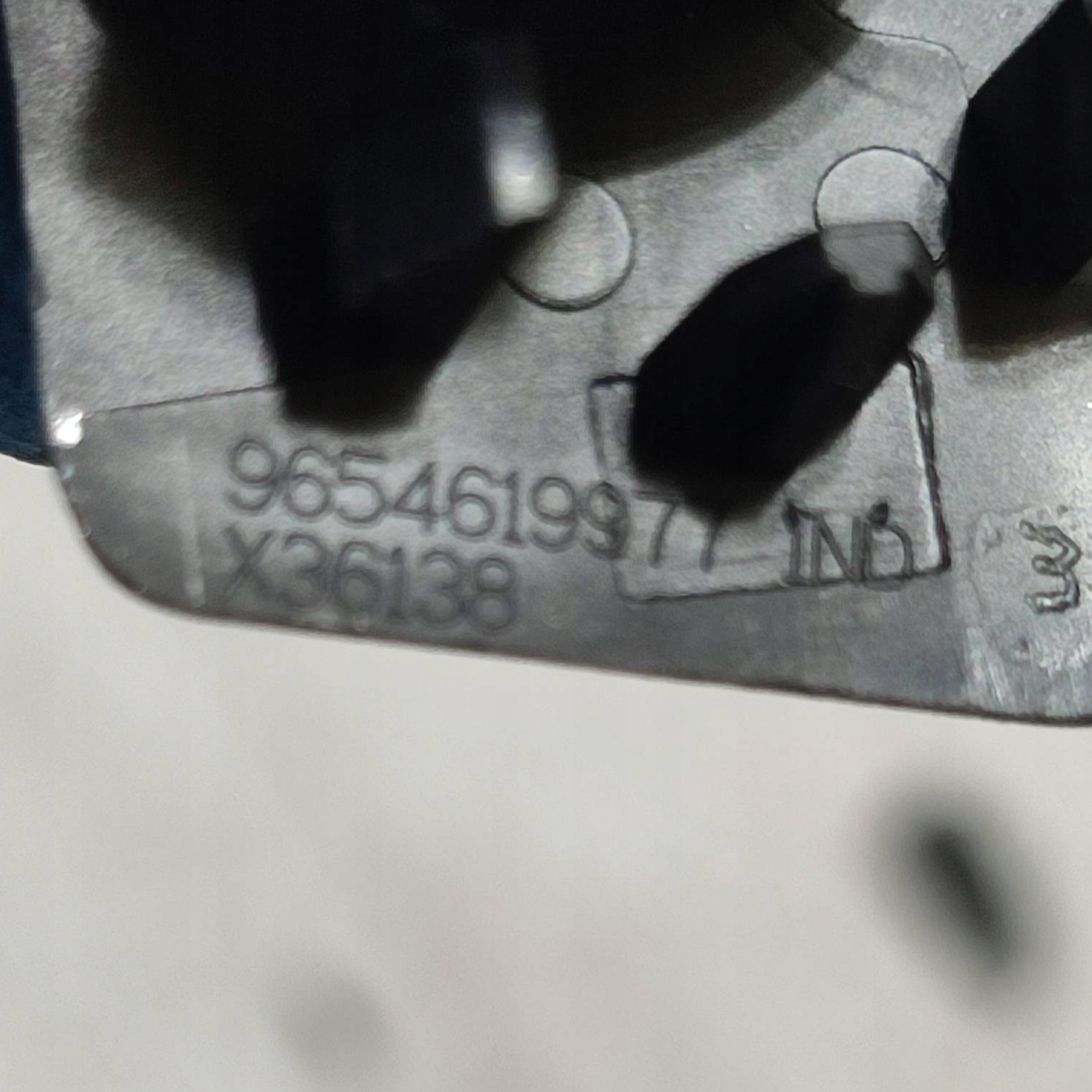 Peugeot 2008 and 2018 sensor naslonecznienia