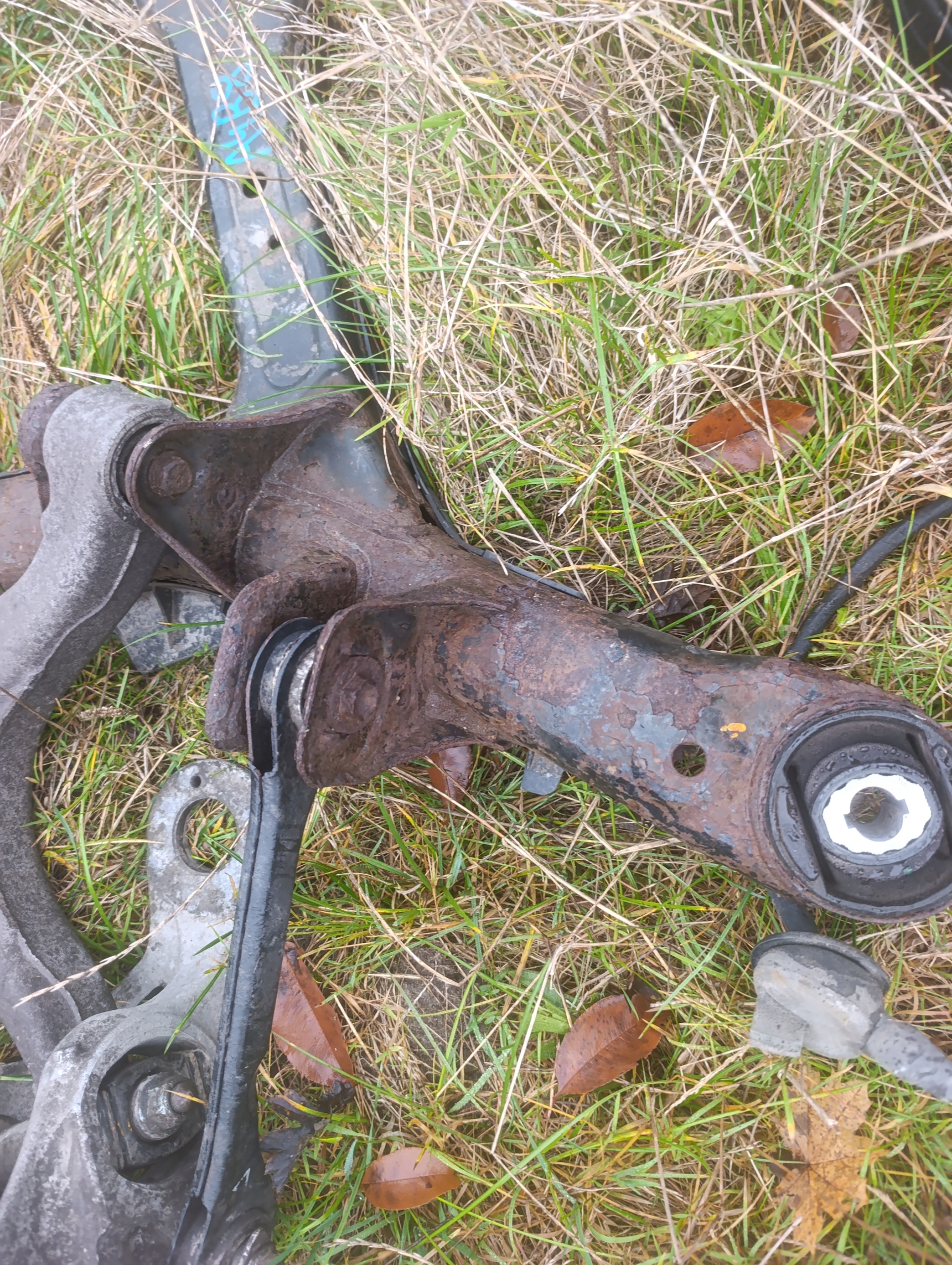 sususpension sider rear part Audi A4 B8 quattro 1.8 TFSI complete