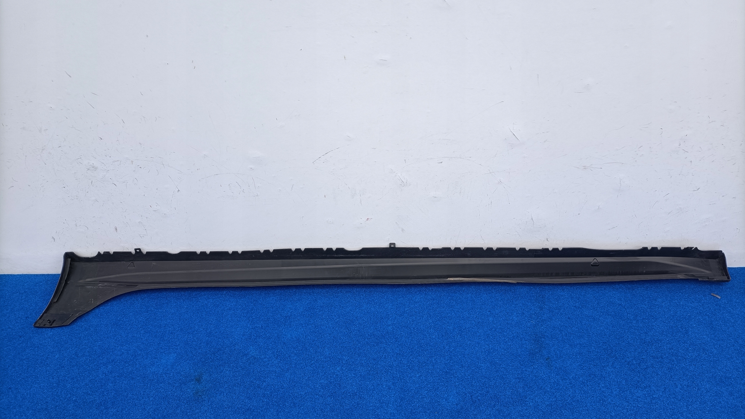 AUDI A4 B9 ALLROAD 8W 8W9 right threshold moulding threshold 8W9853856E H123LR