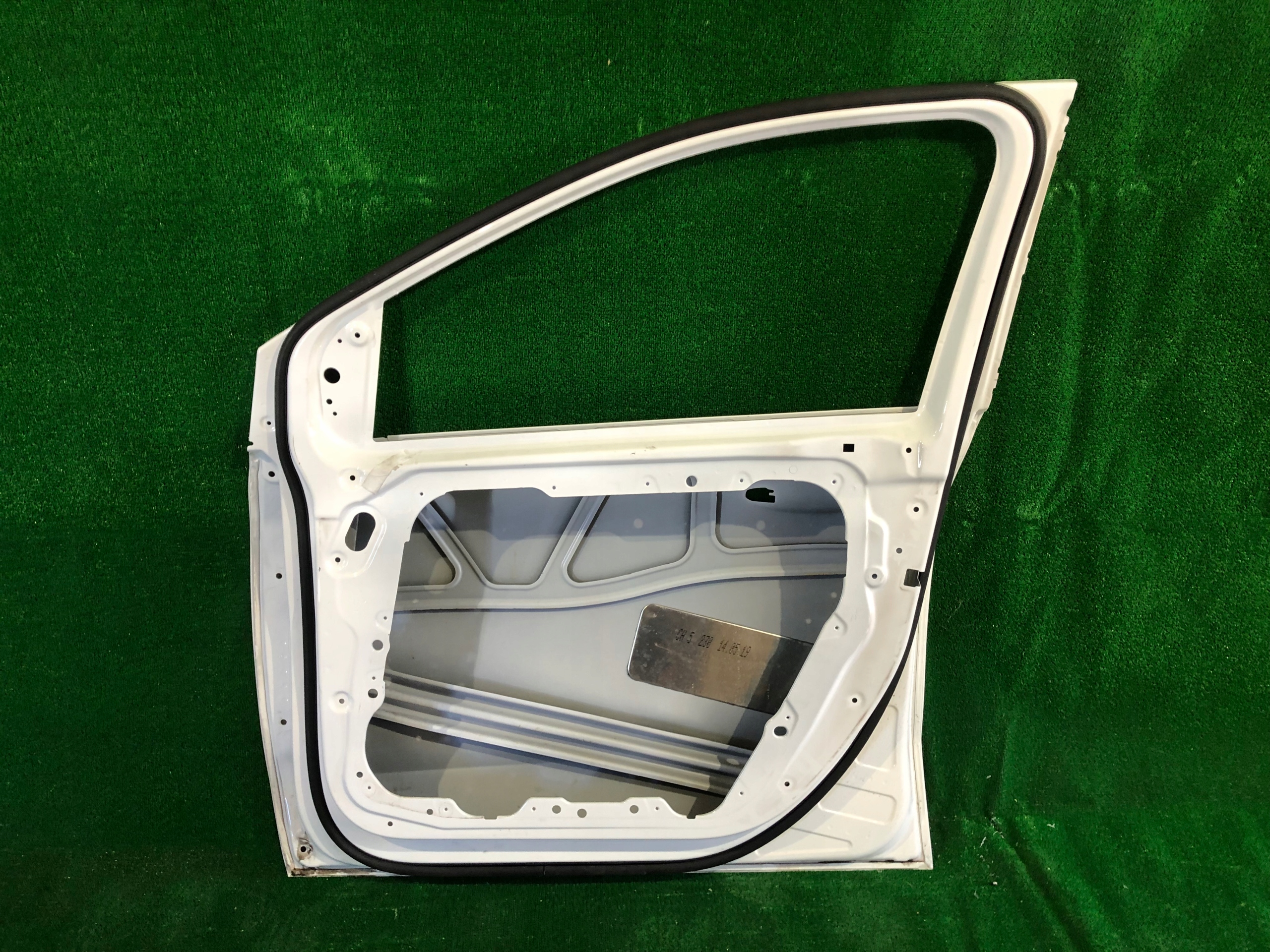 MERCEDES B KLASA W247 door right front front NR.131