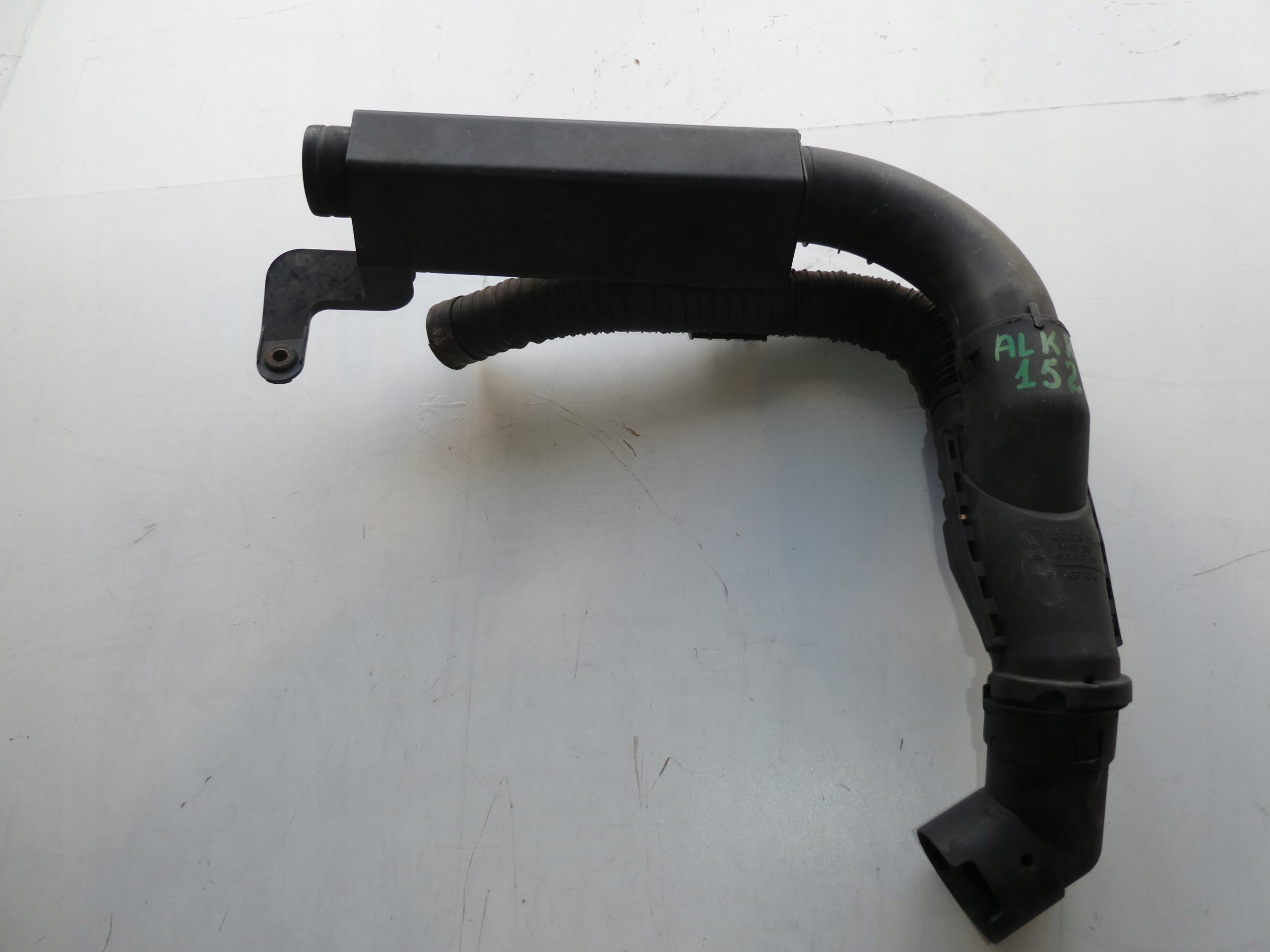 pipe air VW GOLF IV 1J0129549G