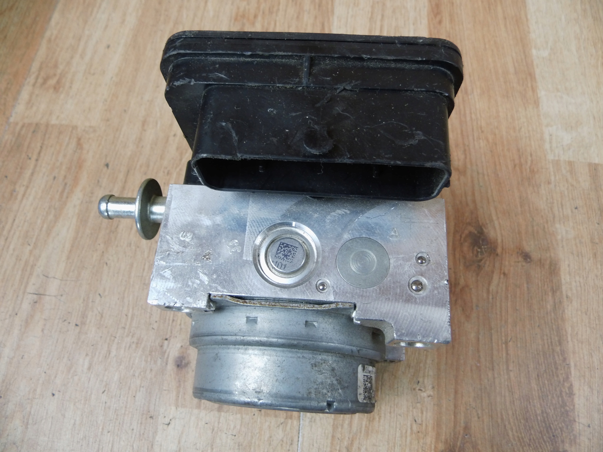 Mazda 2 DJ pump ABS DB1R437A0