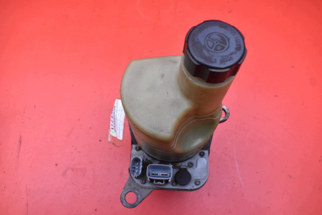 Pompa servosterzo 30741955 VOLVO V50 1 e 1.8 16V 125 KM 03-11