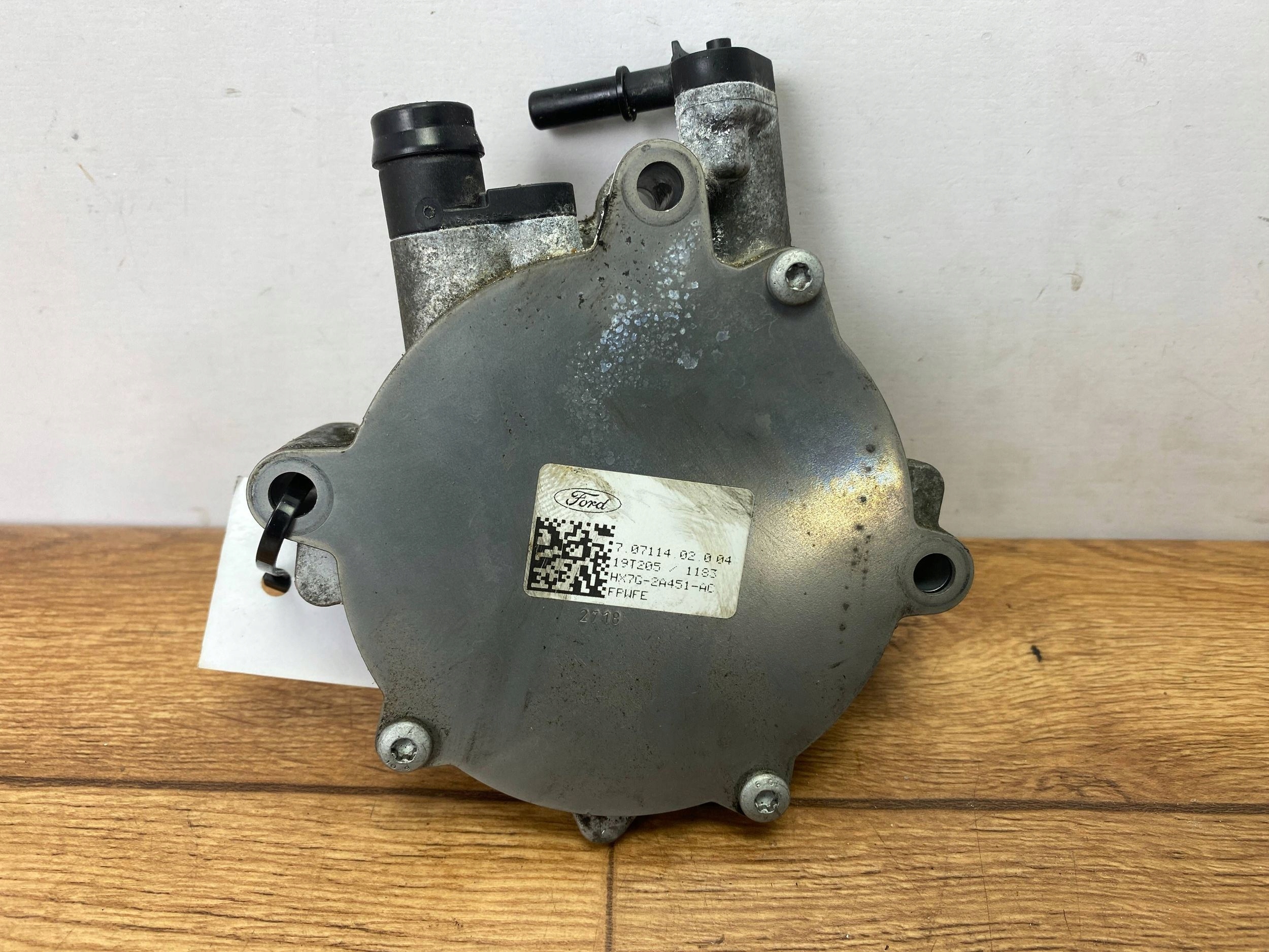 pump vacual (vacuum) Ford Escape IV Kuga MK3 2020+