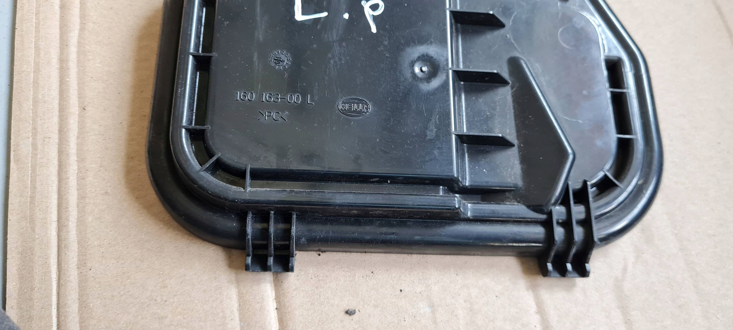 A6 C6 LIFT spoiler cap lights left left front 16016300