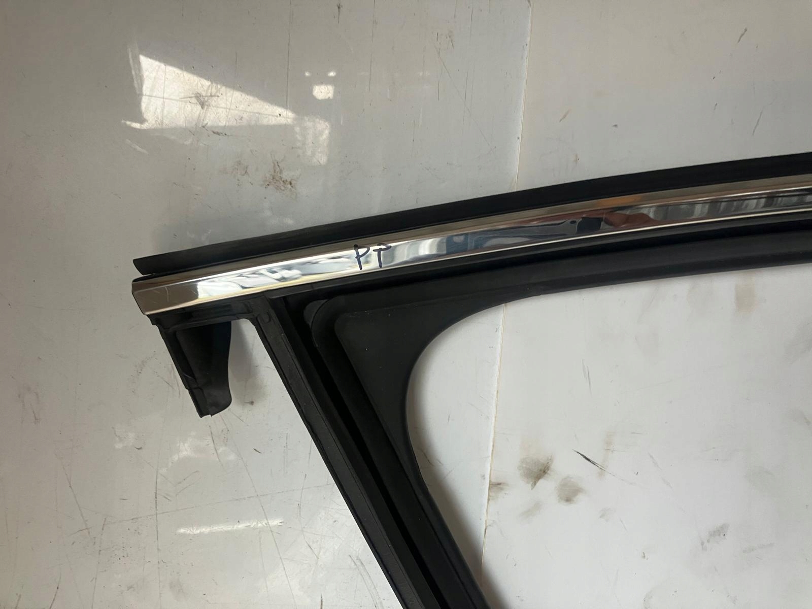 frame gasket door right front PEUGEOT 308 T9 CHROM