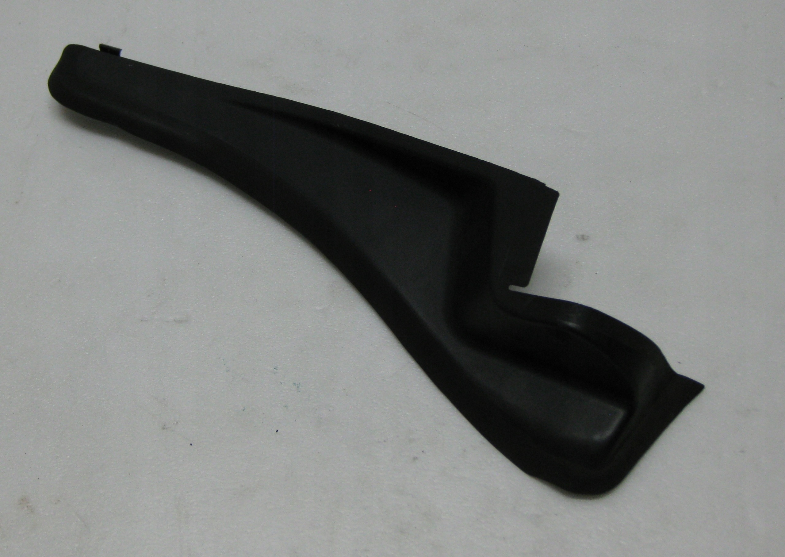 RENAULT MASTER III LIFT cover for hinge corner under the window left 668119349R
