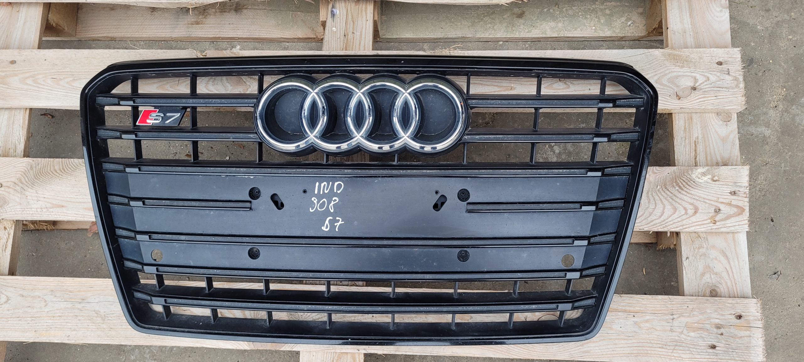 S7 4G A7 GRILL ATRAPA ZDERZAKA POD PDC BLCAK CZARNA 4G8853651AB