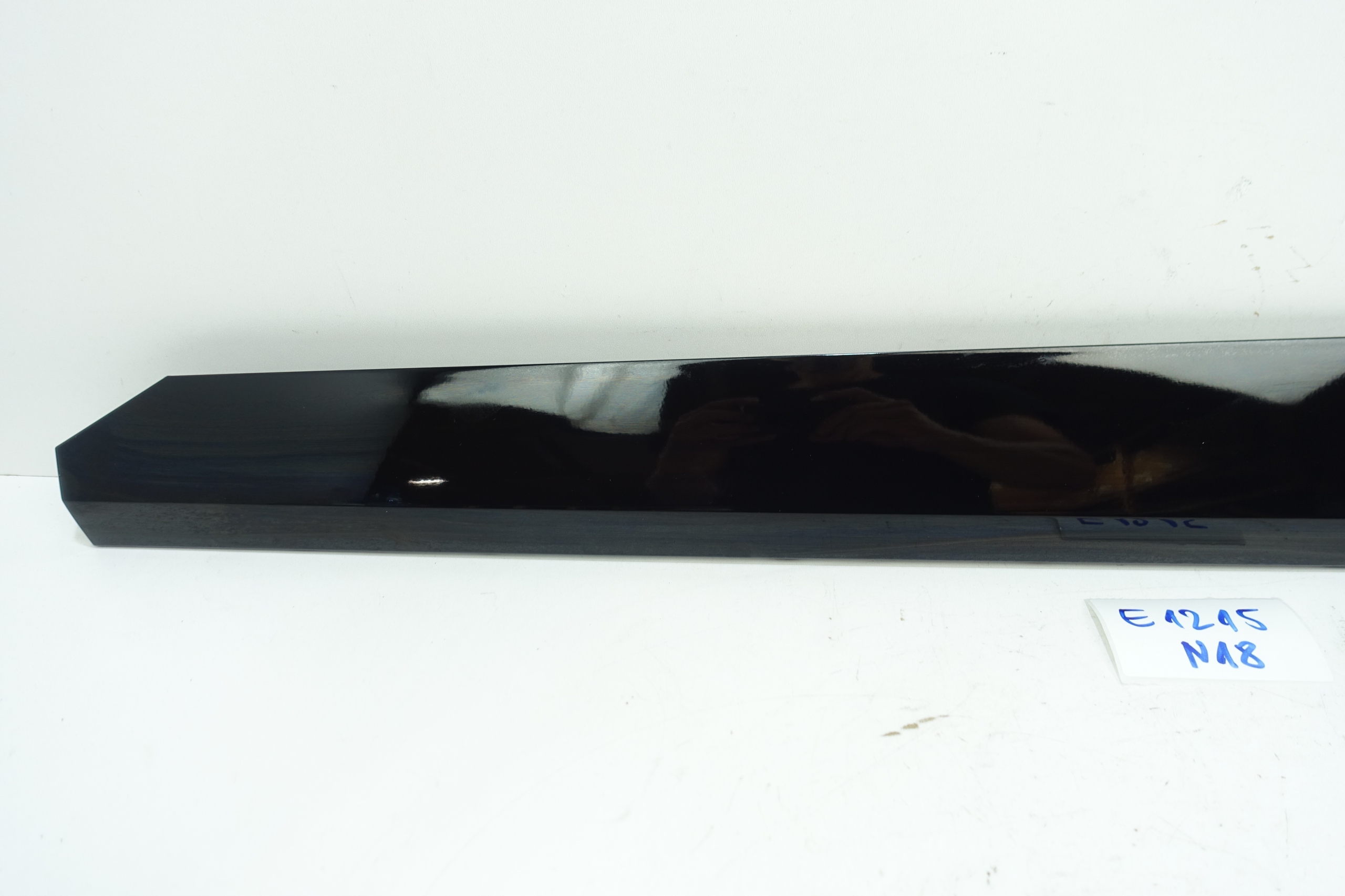 moulding door left front HYUNDAI KONA ELEKTRYK 22
