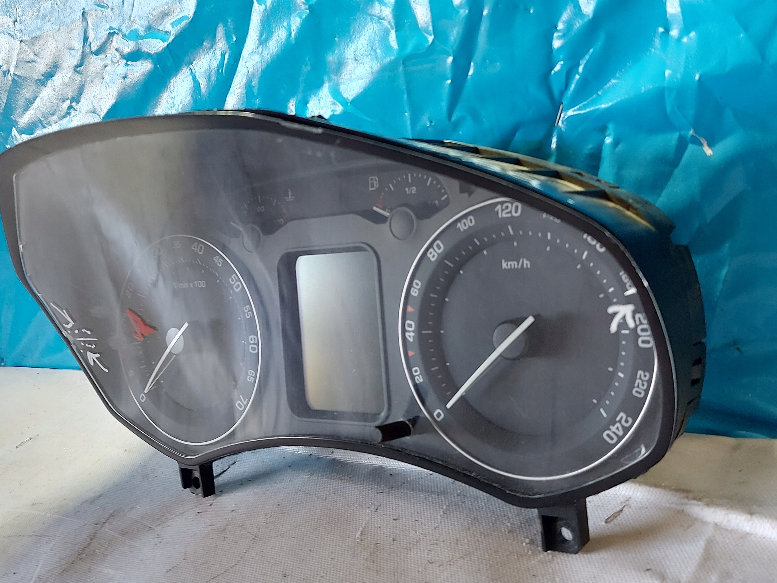dials clock OCTAVIA II 1.6 B 1Z0920841B