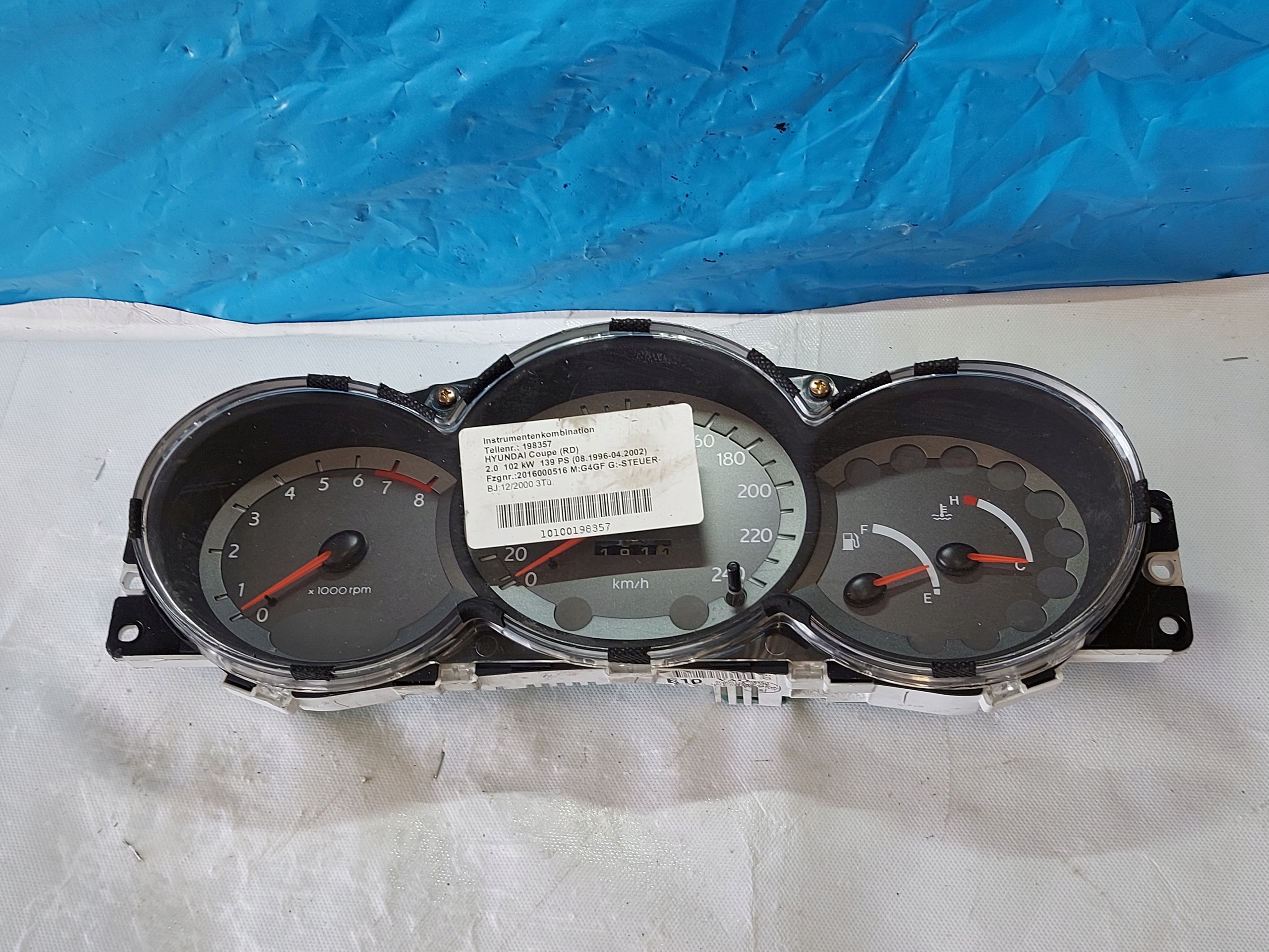 dials clock HYUNDAI COUPE RD 2.0 16V 200001157
