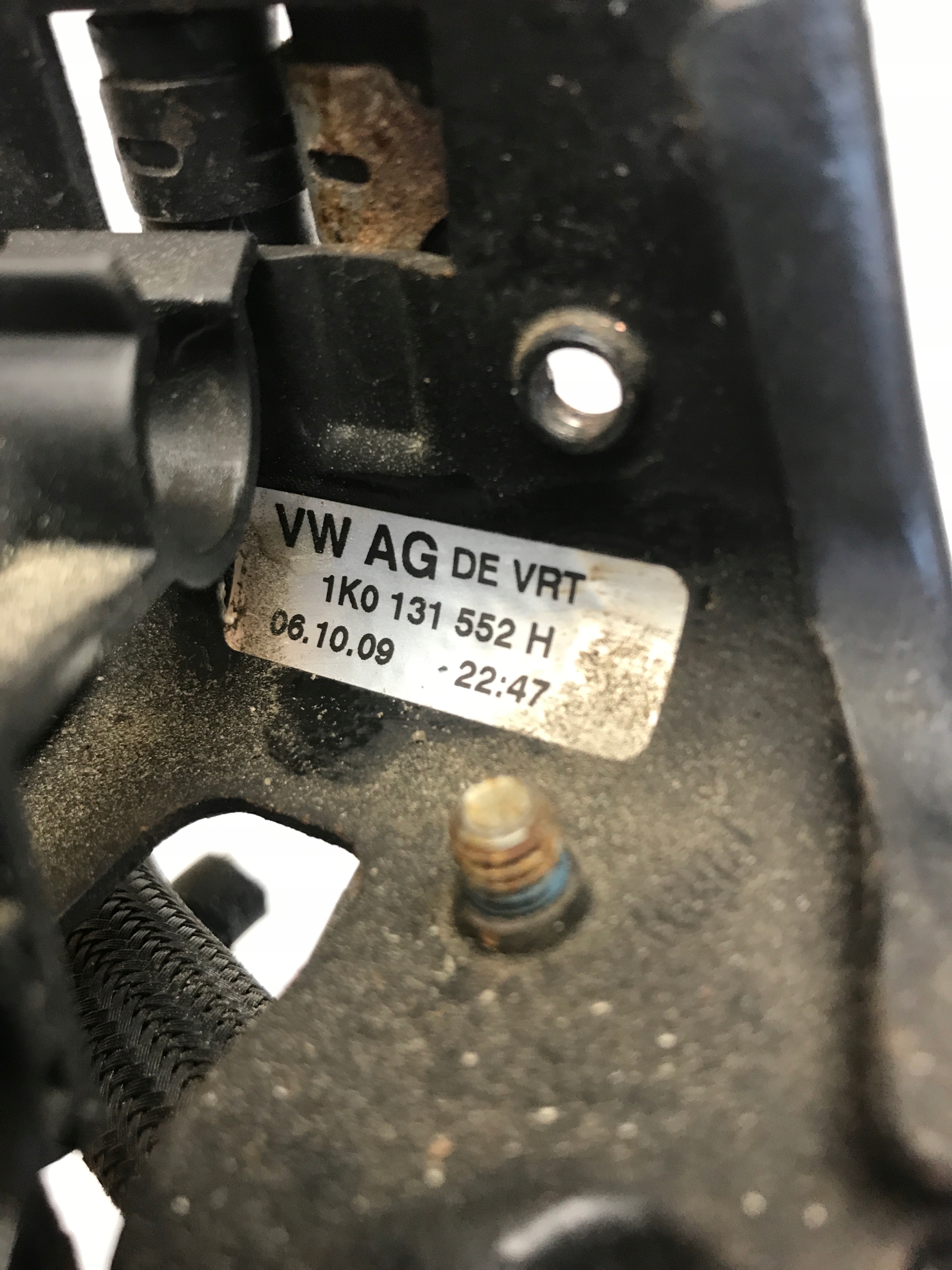 exhaust gas sensor VW GOLF VI 076906051B