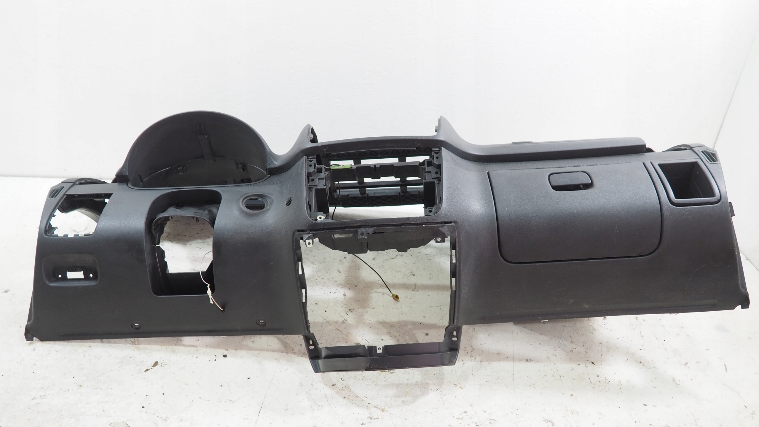 Mercedes Vito W639 console dashboard instrument panel original