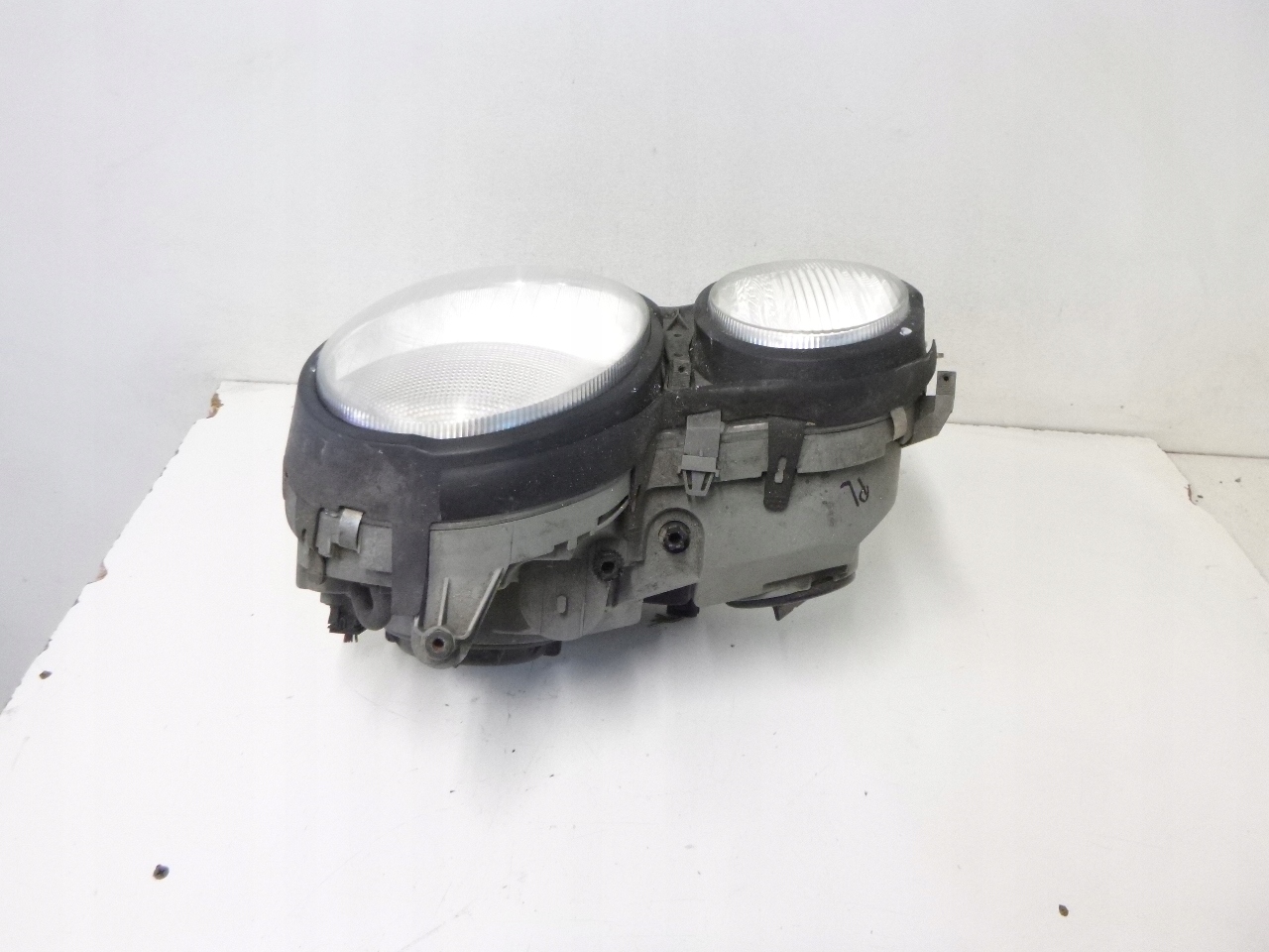 light front Mercedes W210 lift 2002r.