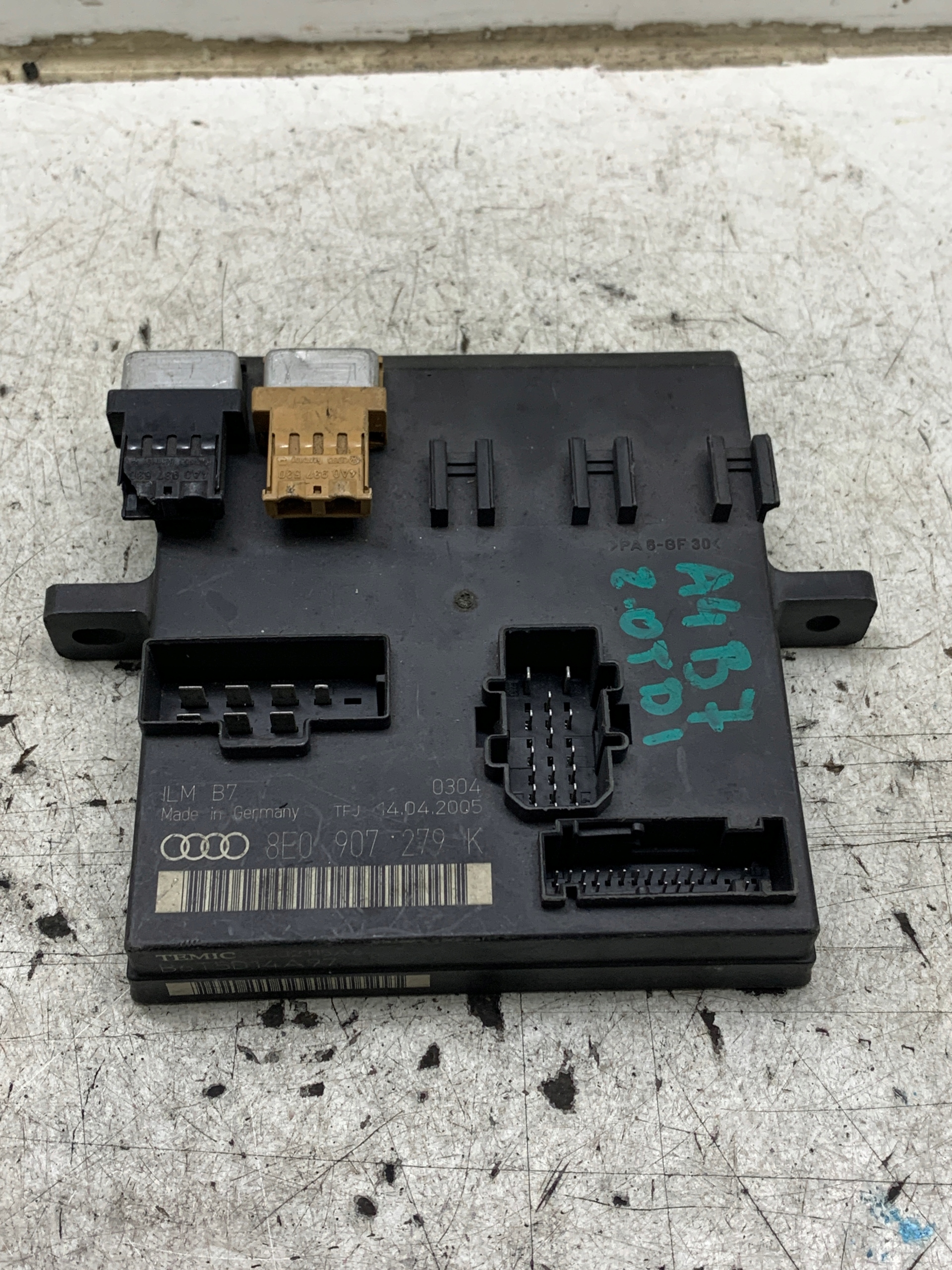 control unit comfort control unit 8E0907279K AUDI
