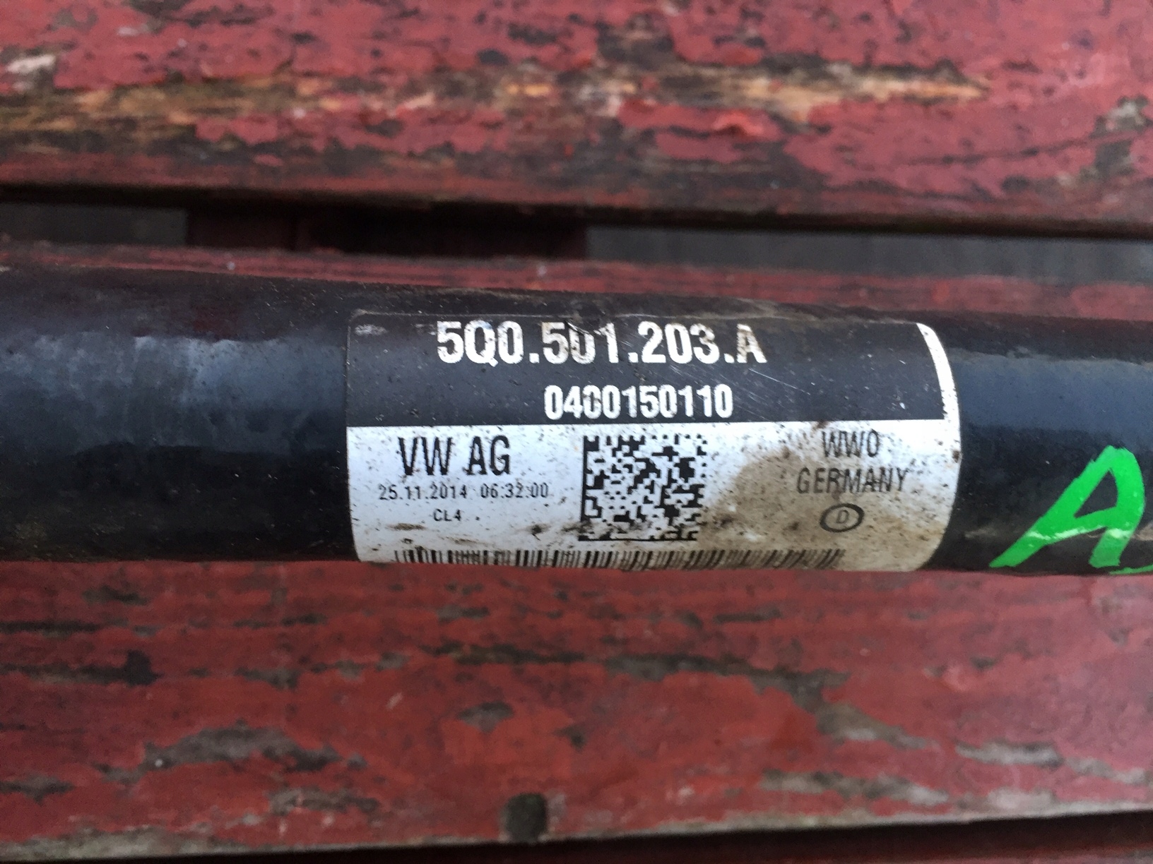 AUDI A3 8V semi-axis left rear part left rear 5Q0501203A