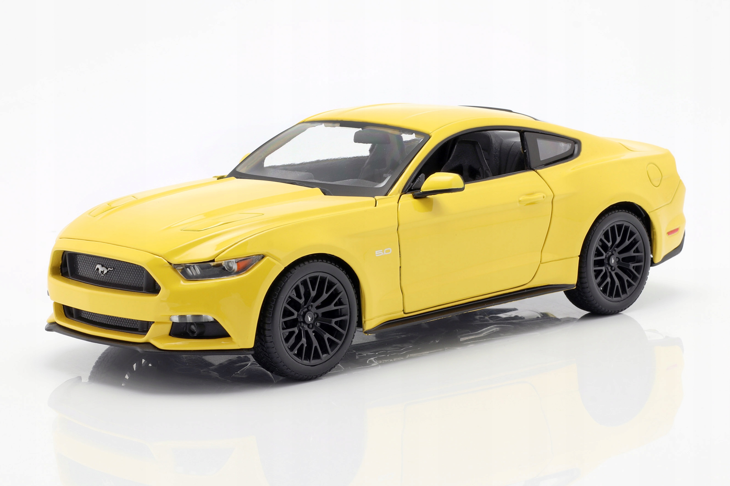 Ford Mustang Gt 5.0 2015 Žlutá Maisto 1:18 1/18 Model 31197 Yl Yellow