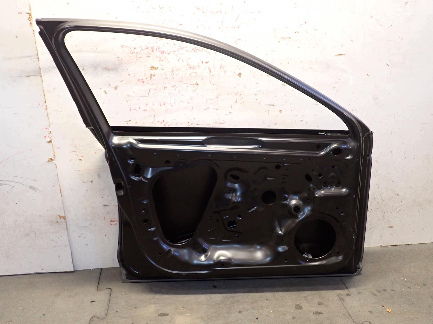 door front front left VW PASSAT B8 2014- new original 3G0831055AG