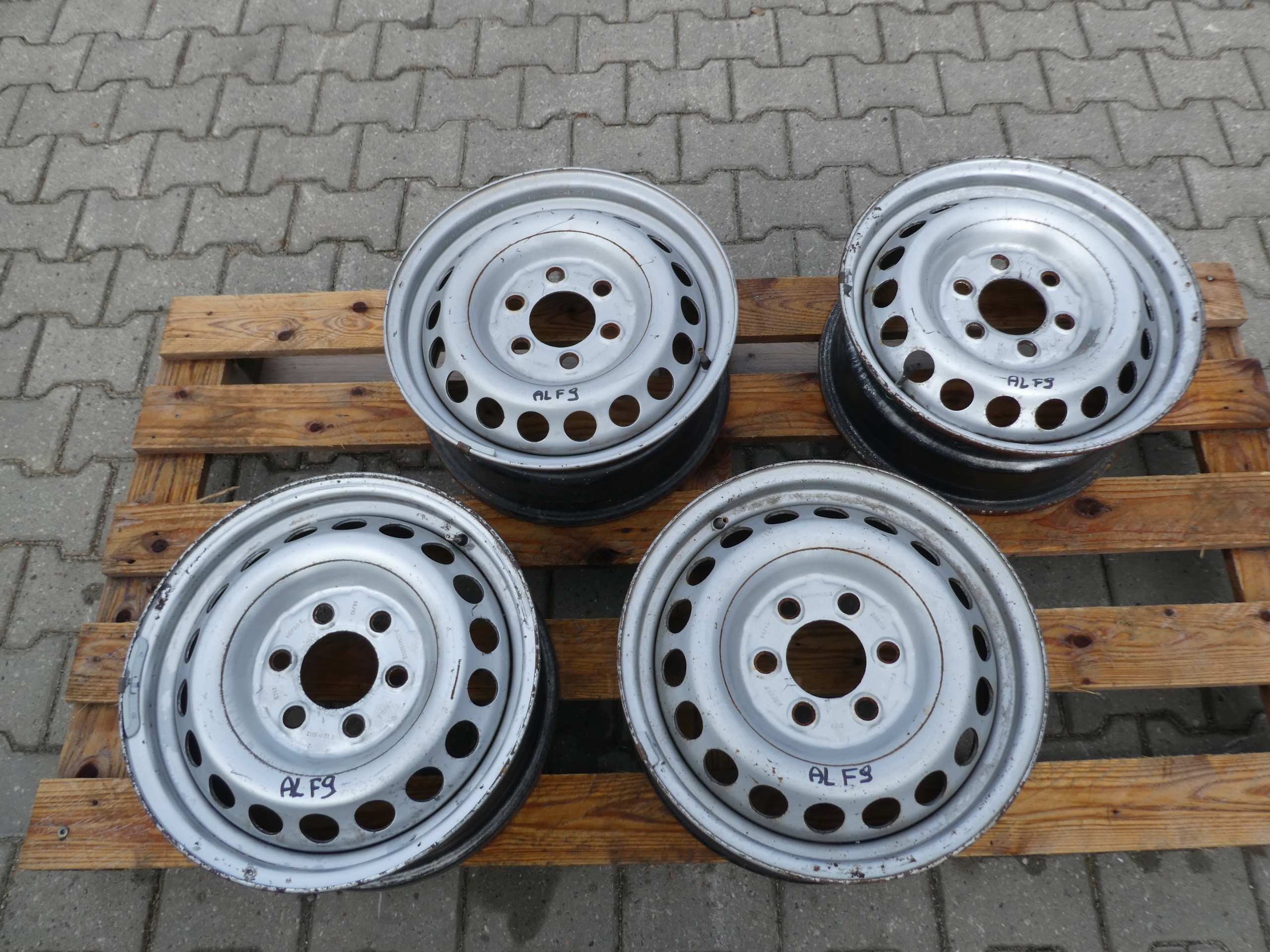 4X discs metal disc MERCEDES SPRINTER CRAFTER A0014019202