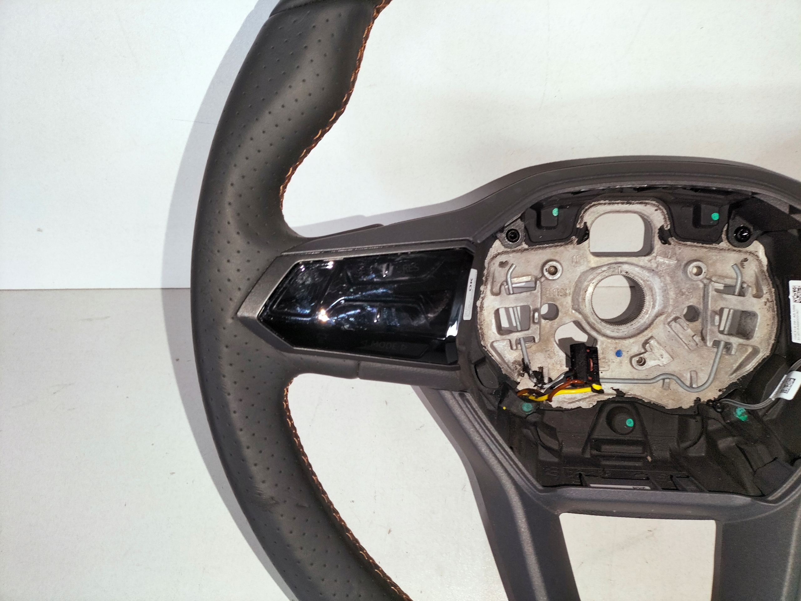 VOLAN CUPRA BORN 21